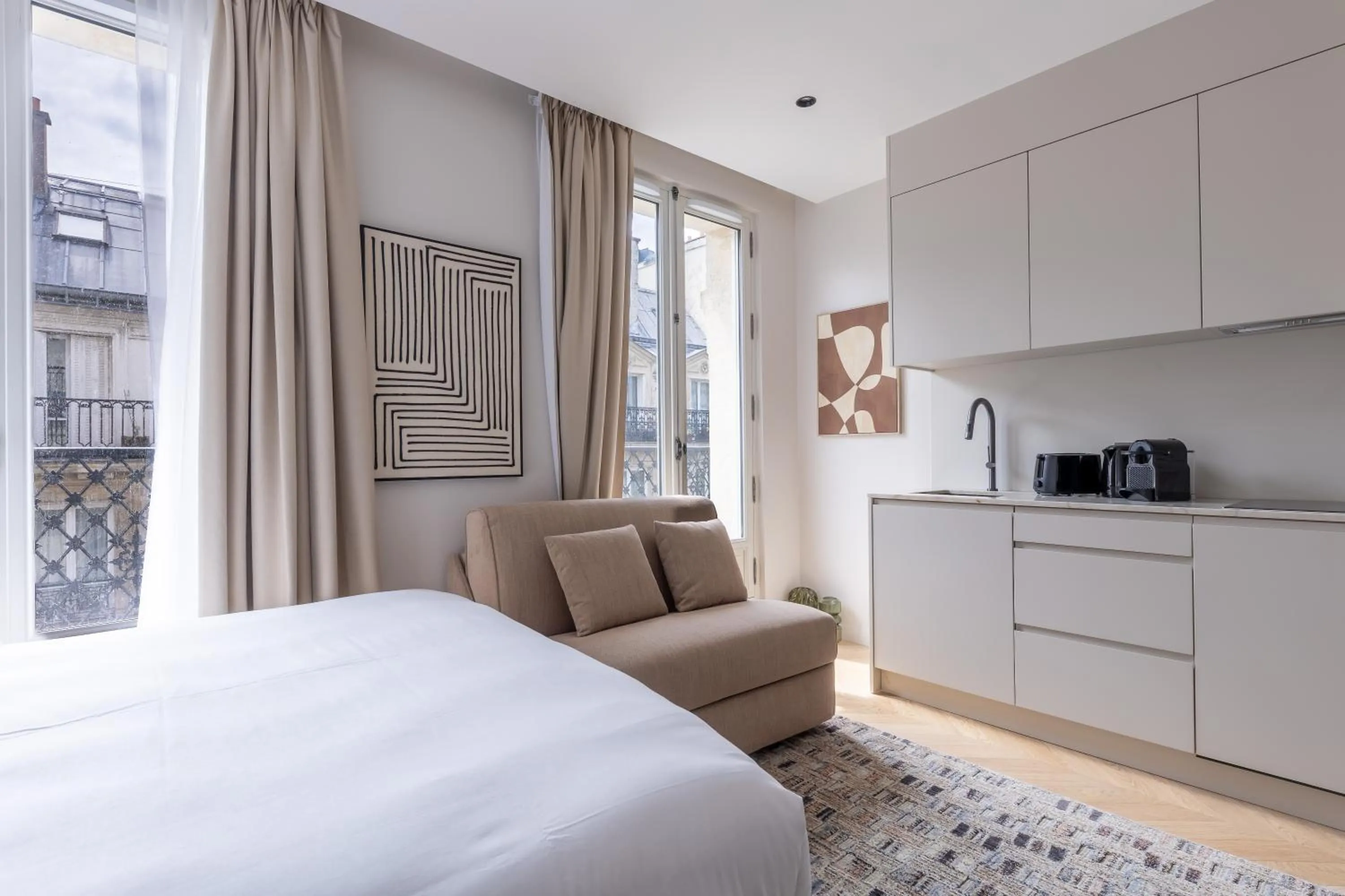 Bed in Quartier Libre Marais