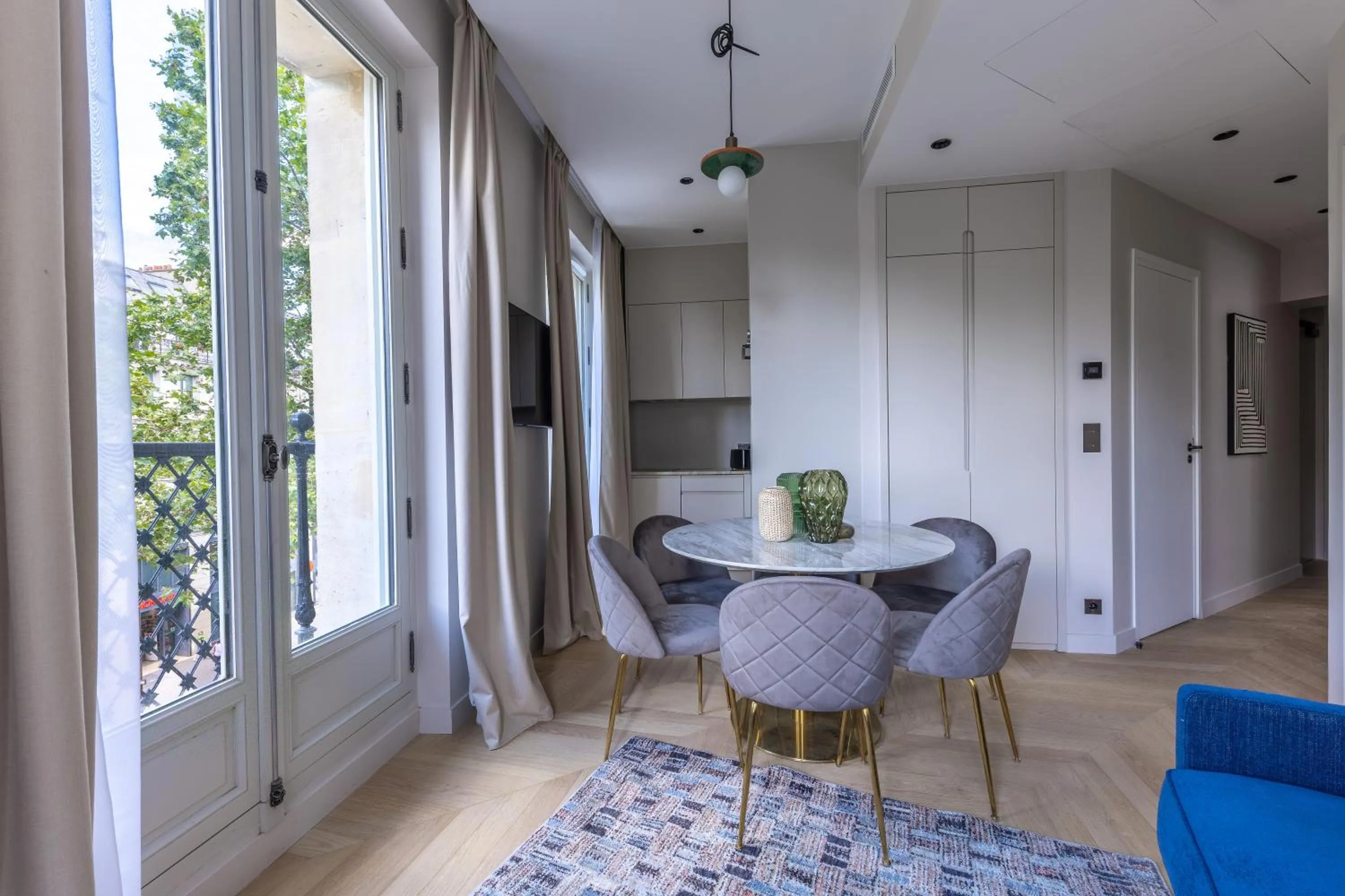 TV and multimedia in Quartier Libre Marais