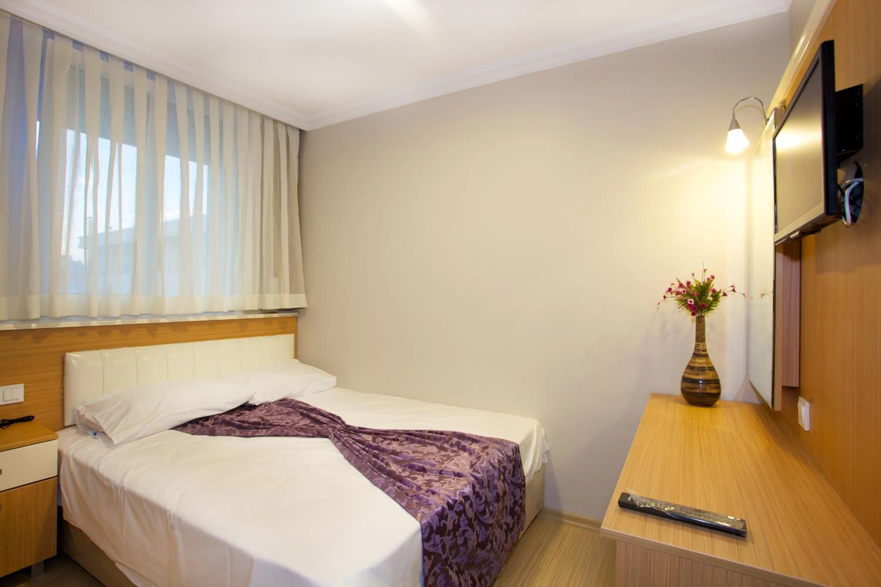 Bed in Hotel The Ferah