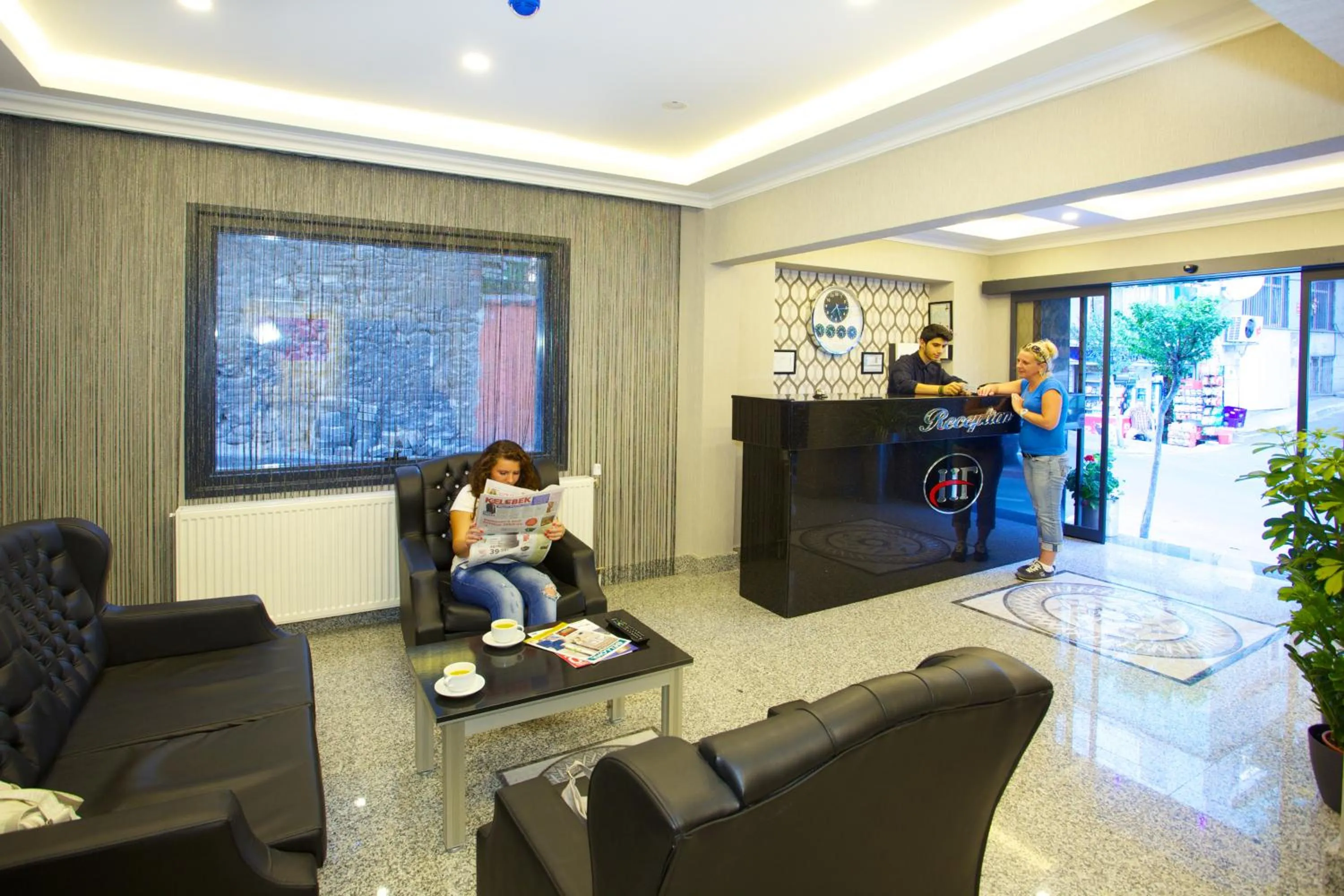 Lobby or reception in Hotel The Ferah