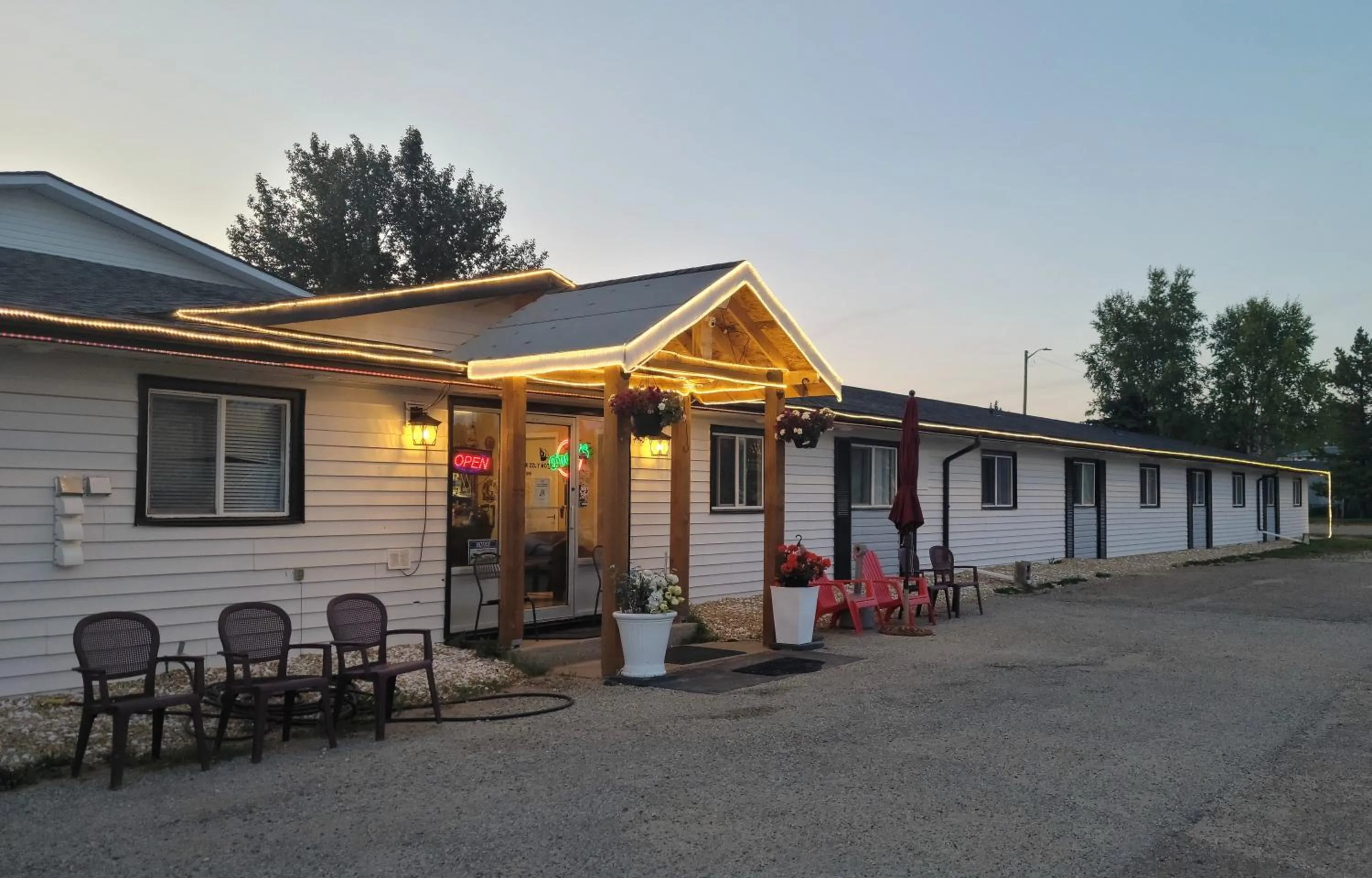 Street view in GRIZZLY MOTEL