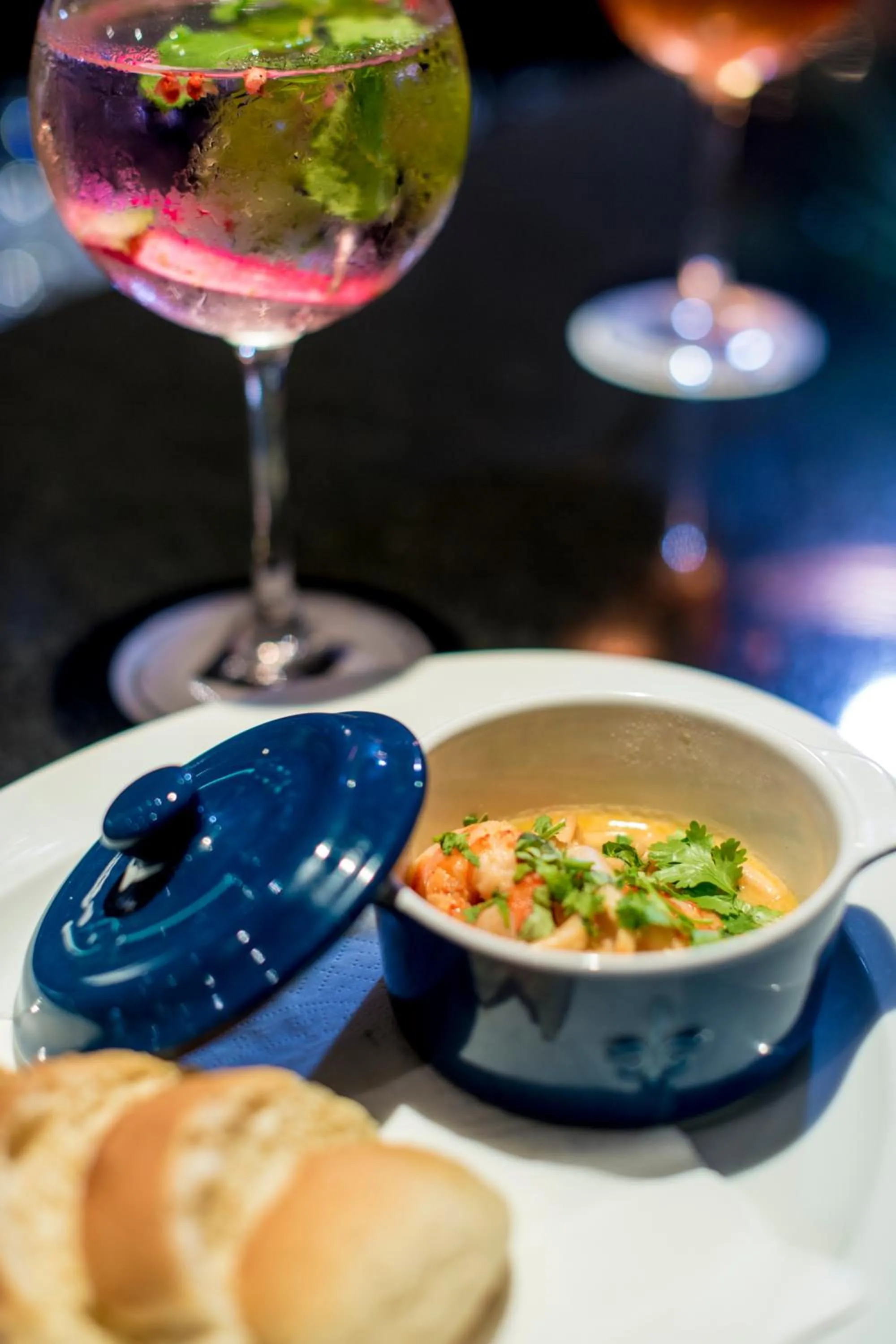 Restaurant/places to eat in Hotel Avenida