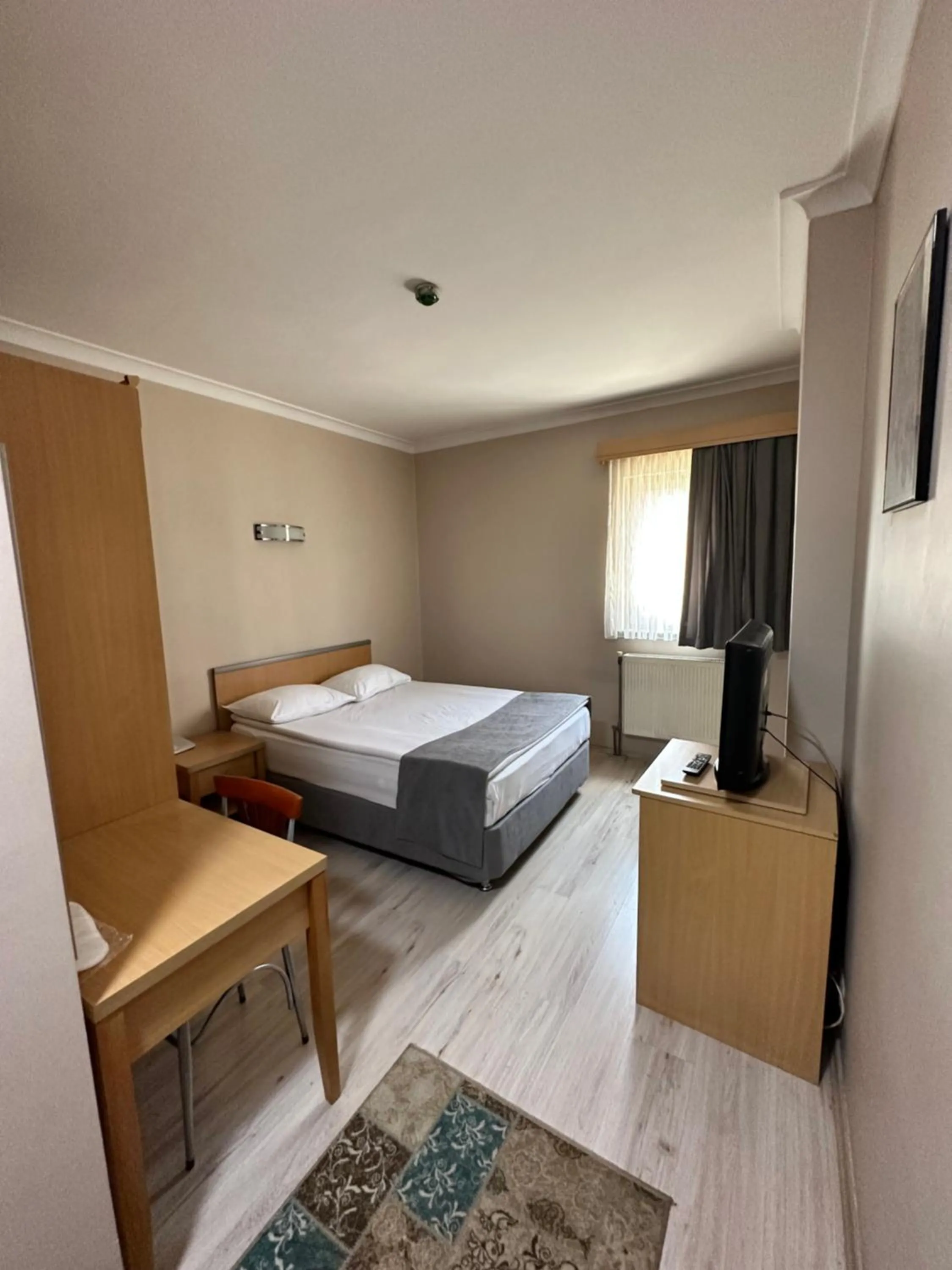 Bed in OTEL AMİLLER
