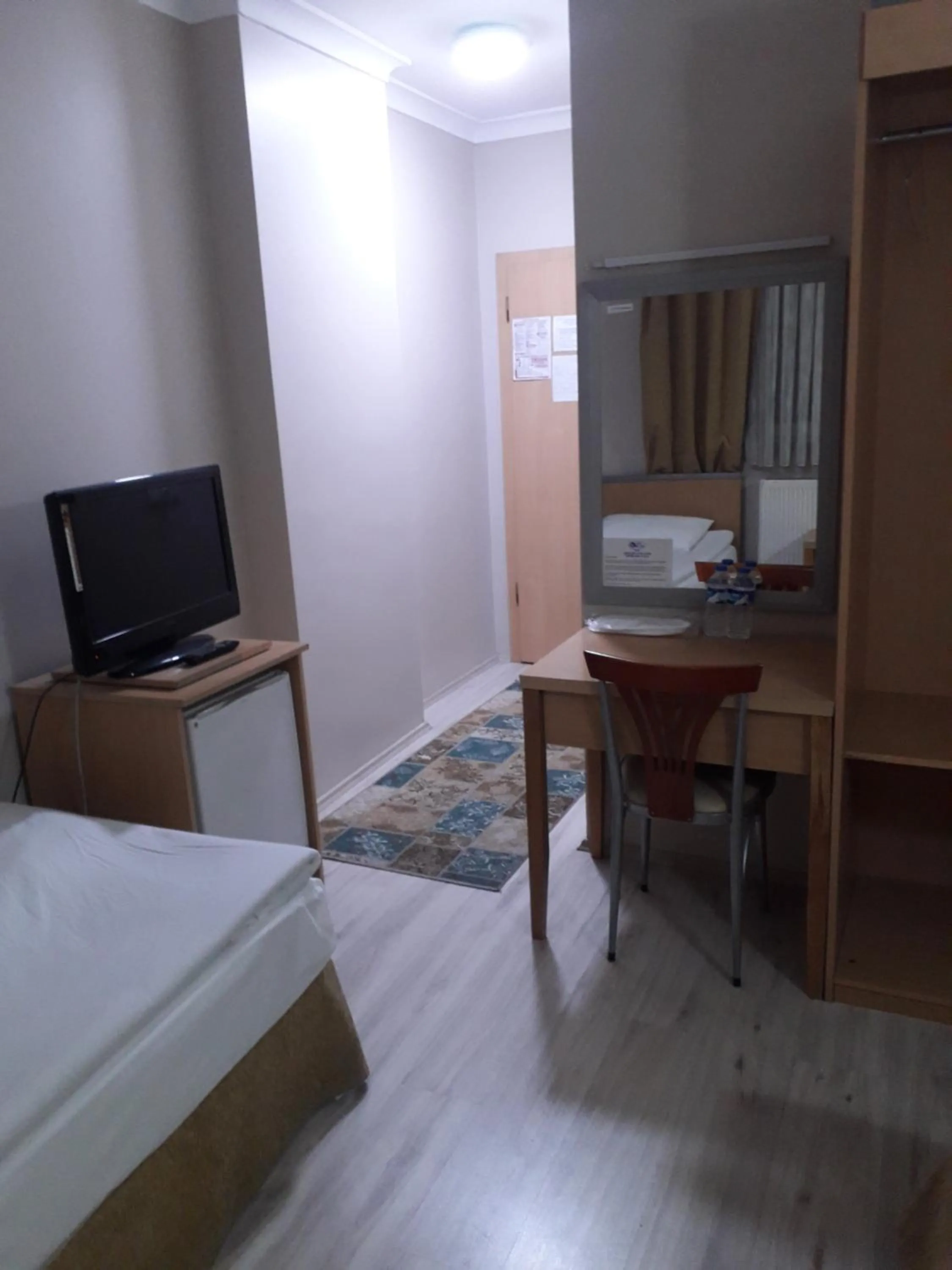 Bed in OTEL AMİLLER