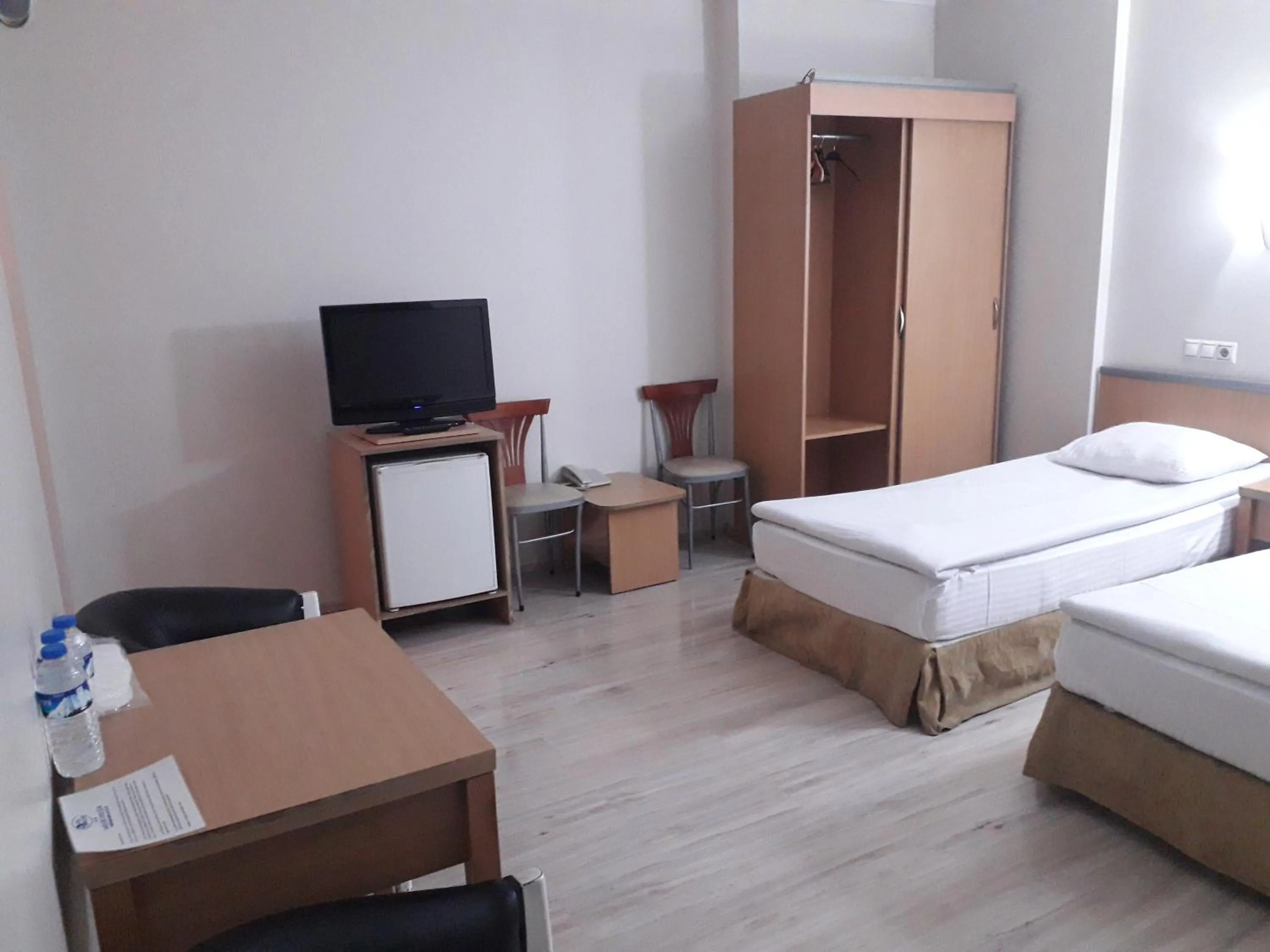 Bed in OTEL AMİLLER