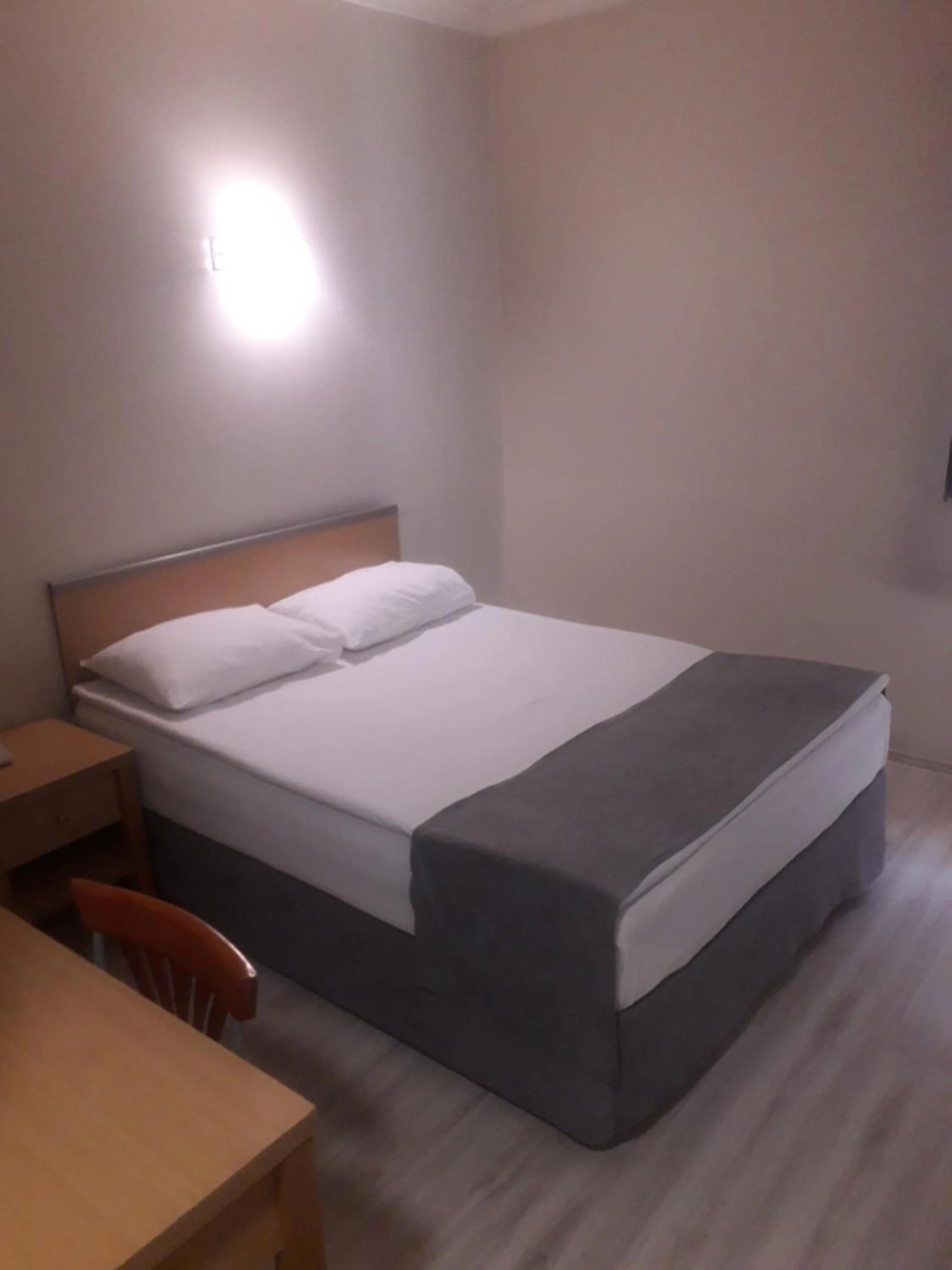 Bed in OTEL AMİLLER