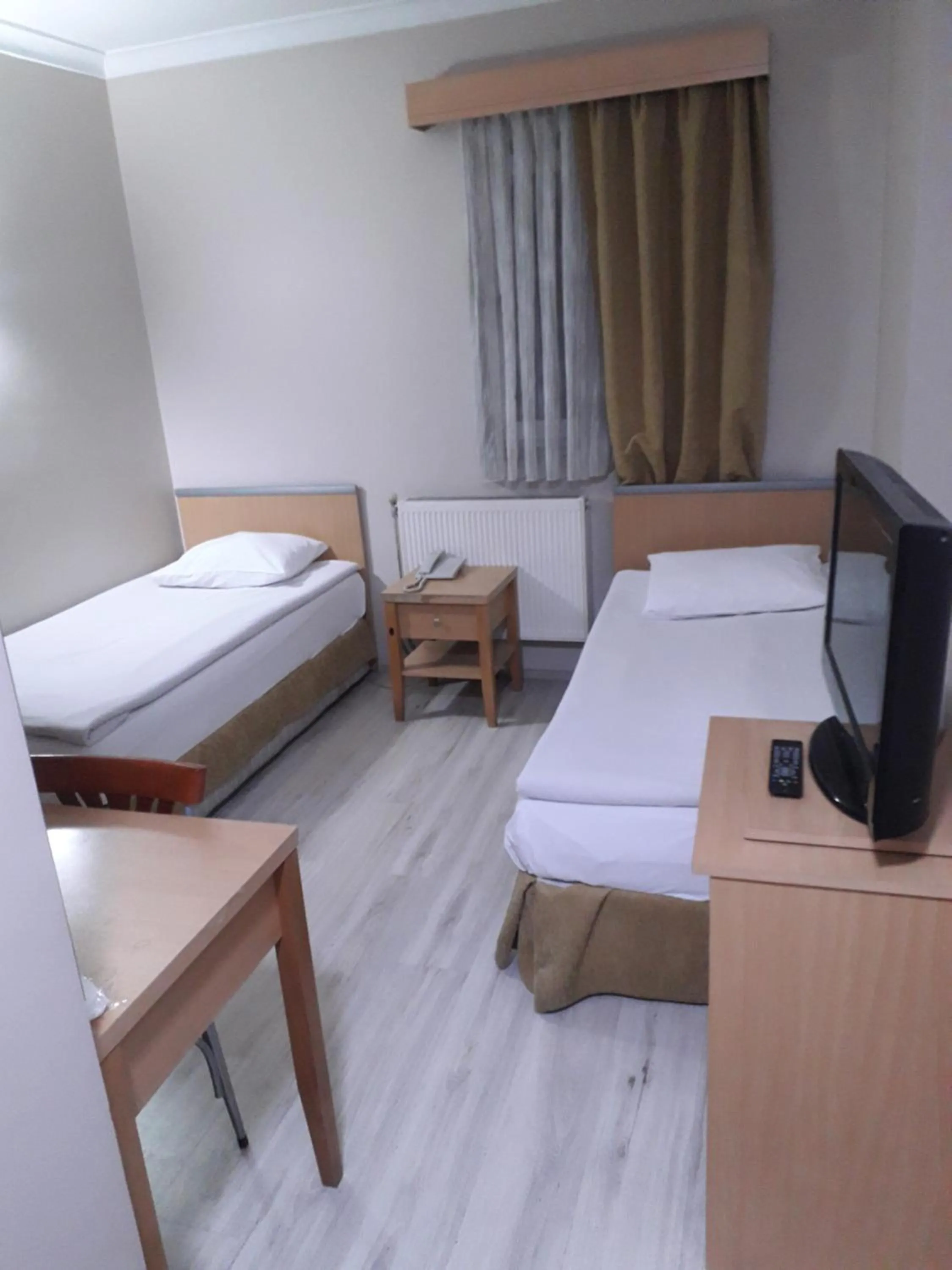 Bed in OTEL AMİLLER