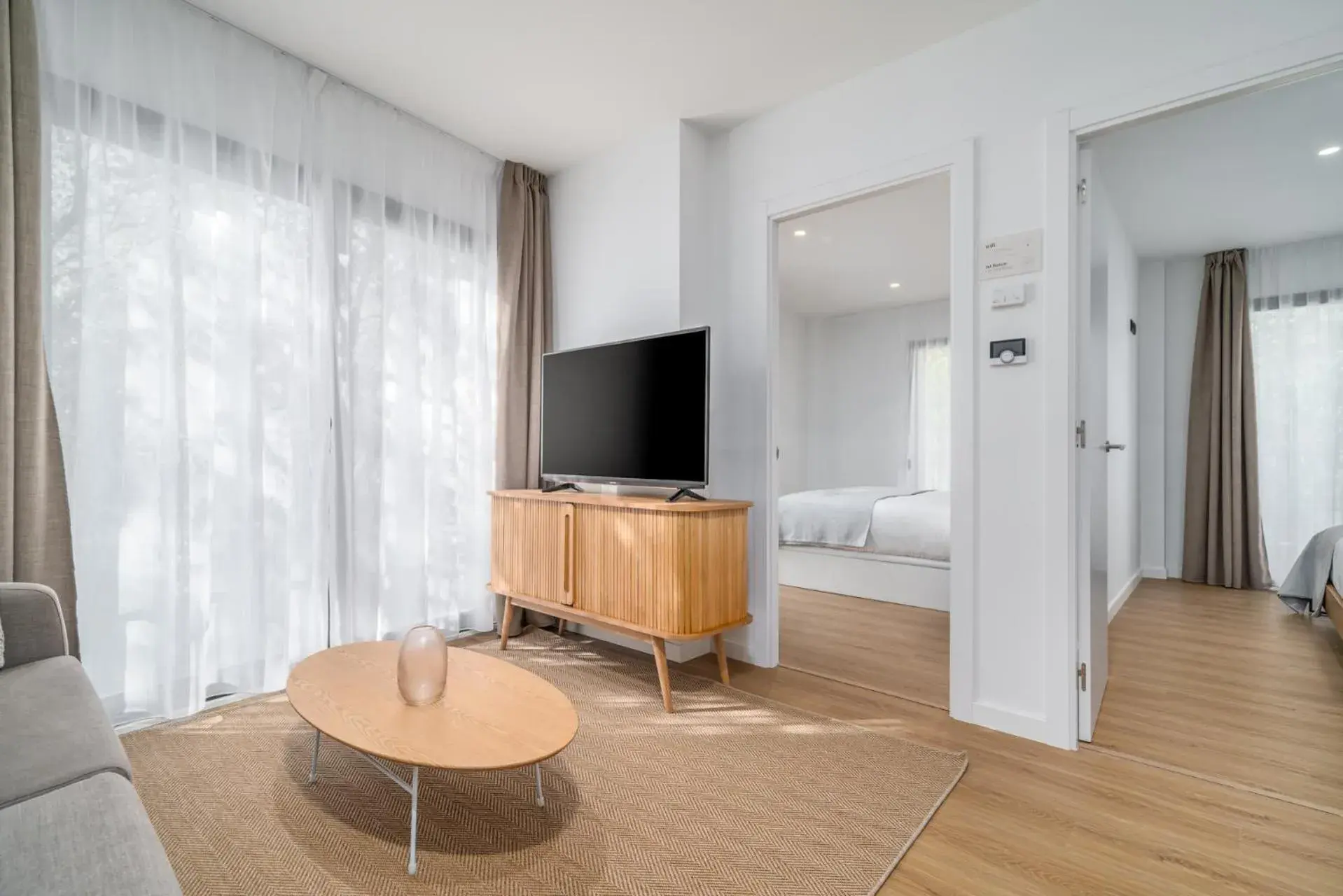 Two-Bedroom Apartment with Balcony in Limehome Barcelona Plaça Pirineus Two-Bedroom Apartment with Balcony in Limehome Barcelona Plaça Pirineus