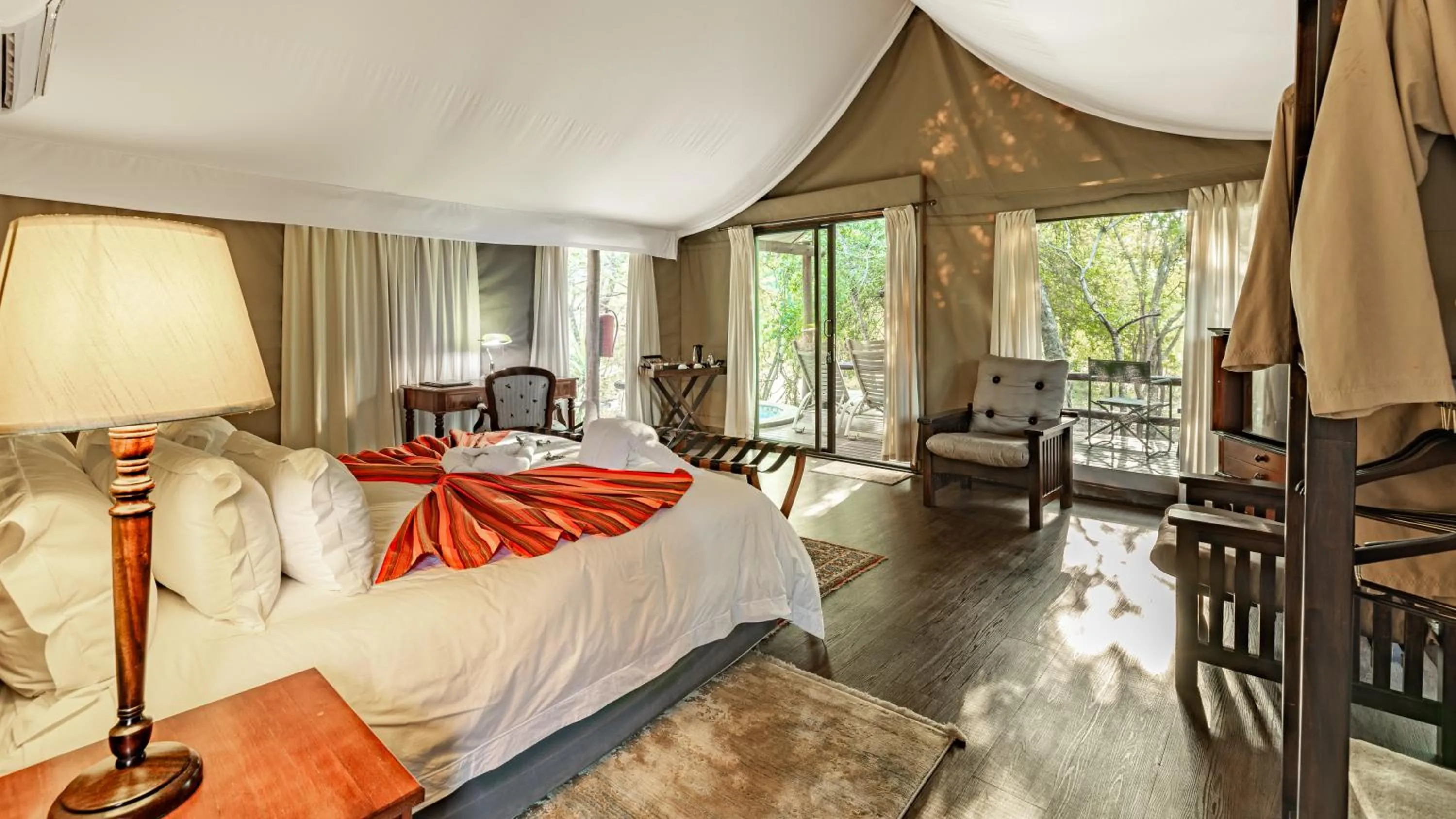 Phelwana Game Lodge