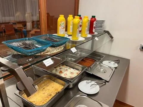 Breakfast in Hotel Garni VŠB TUO