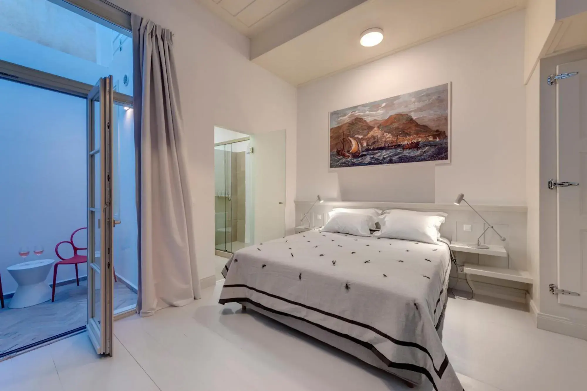 Bed in Skylight - 1873 Seafront Luxury Suites on the Harbor, City Center Bed in Skylight - 1873 Seafront Luxury Suites on the Harbor, City Center