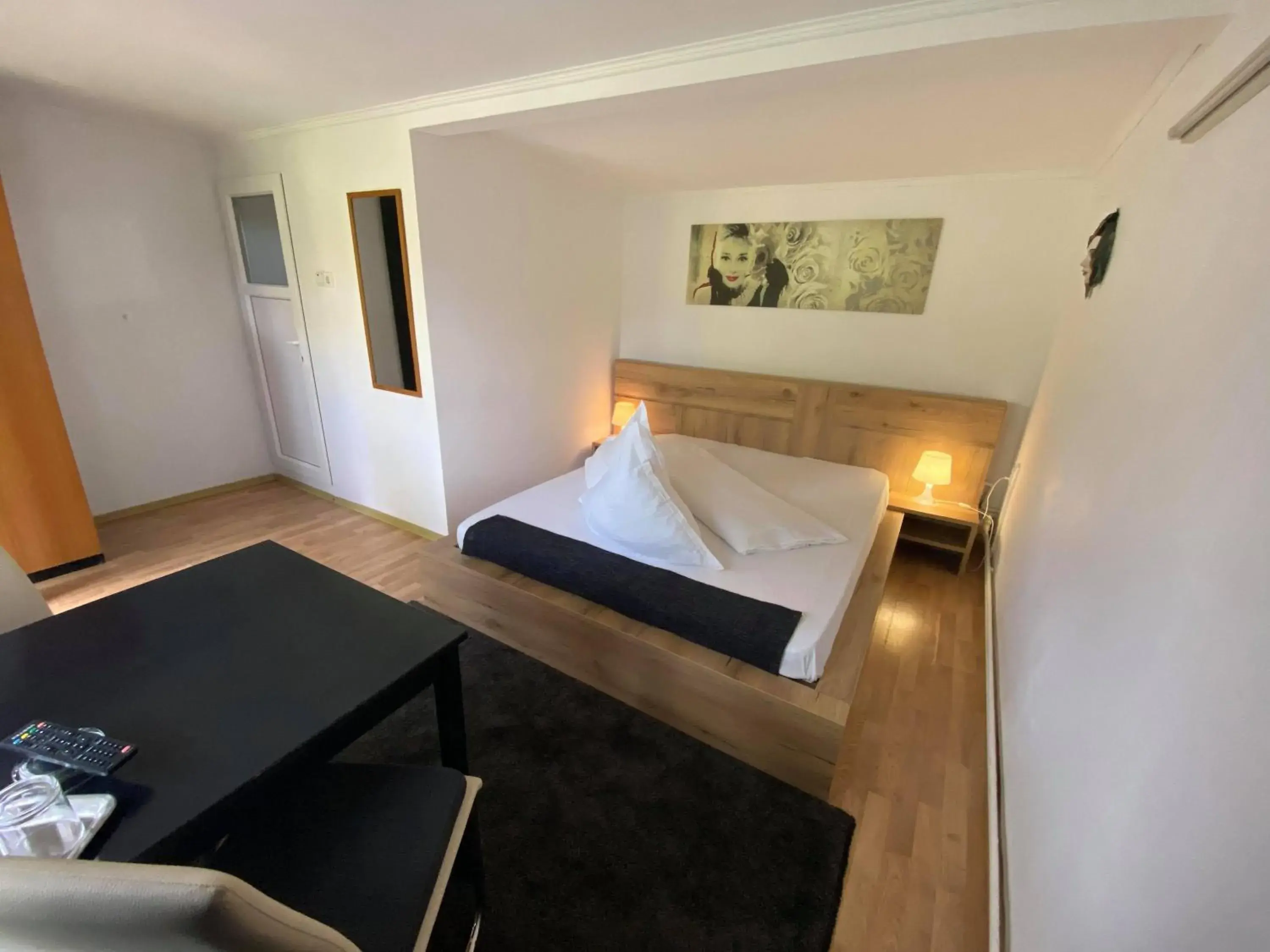 Double Room in Pensiunea Bavaria Campina Double Room in Pensiunea Bavaria Campina