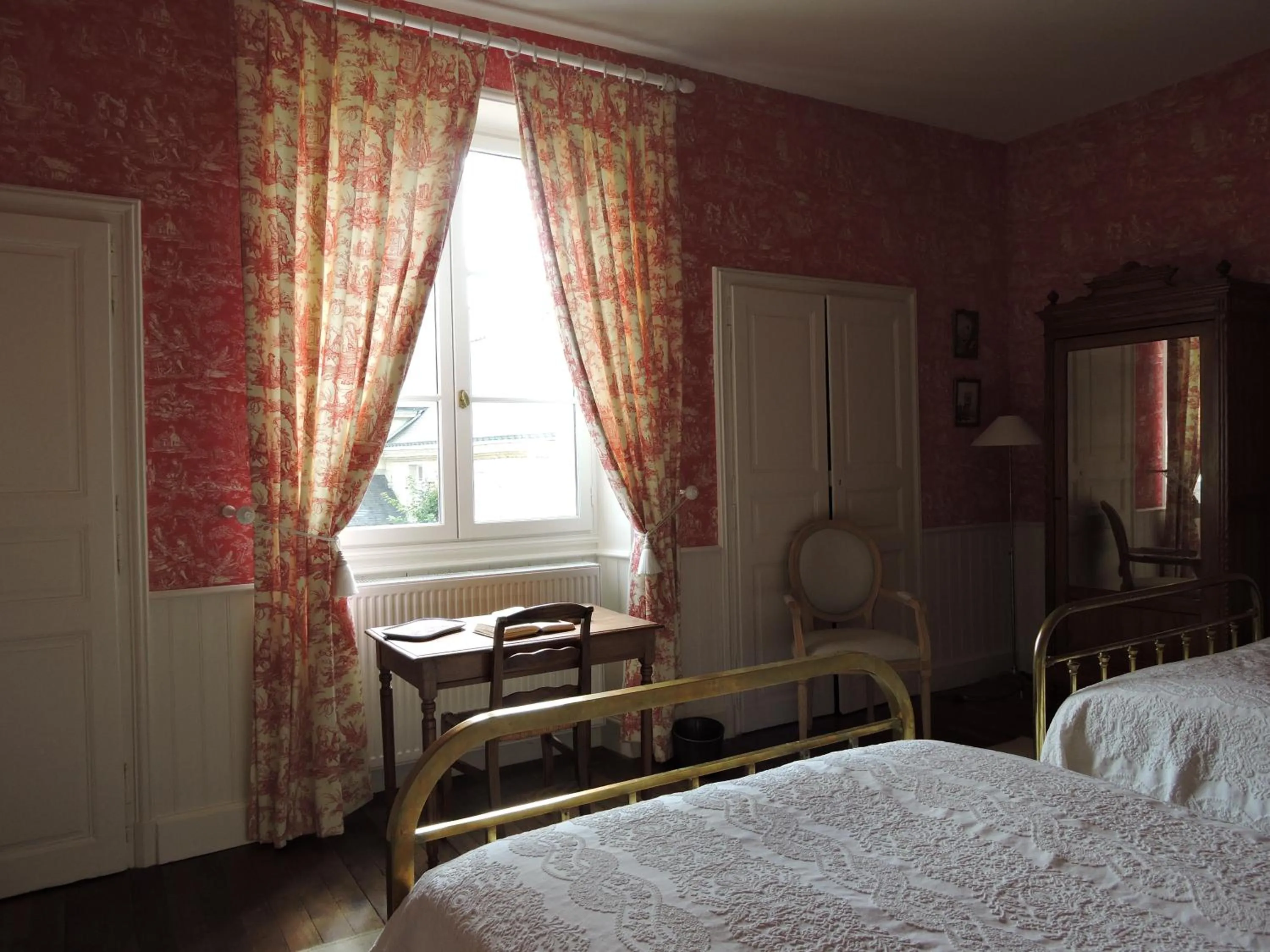 Bedroom, Bed in Le Domaine de Mestré, The Originals Relais