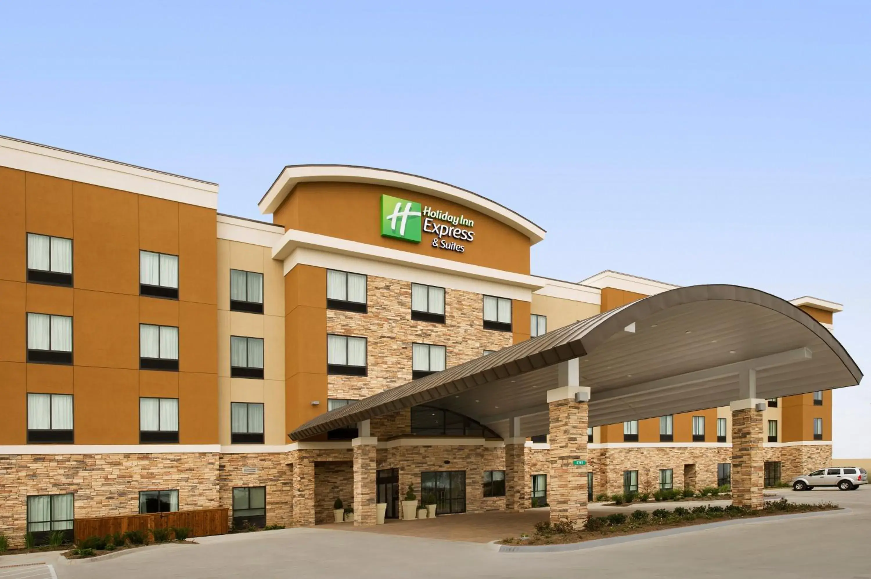 Property building in Holiday Inn Express Hotel & Suites Waco South by IHG Property building in Holiday Inn Express Hotel & Suites Waco South by IHG