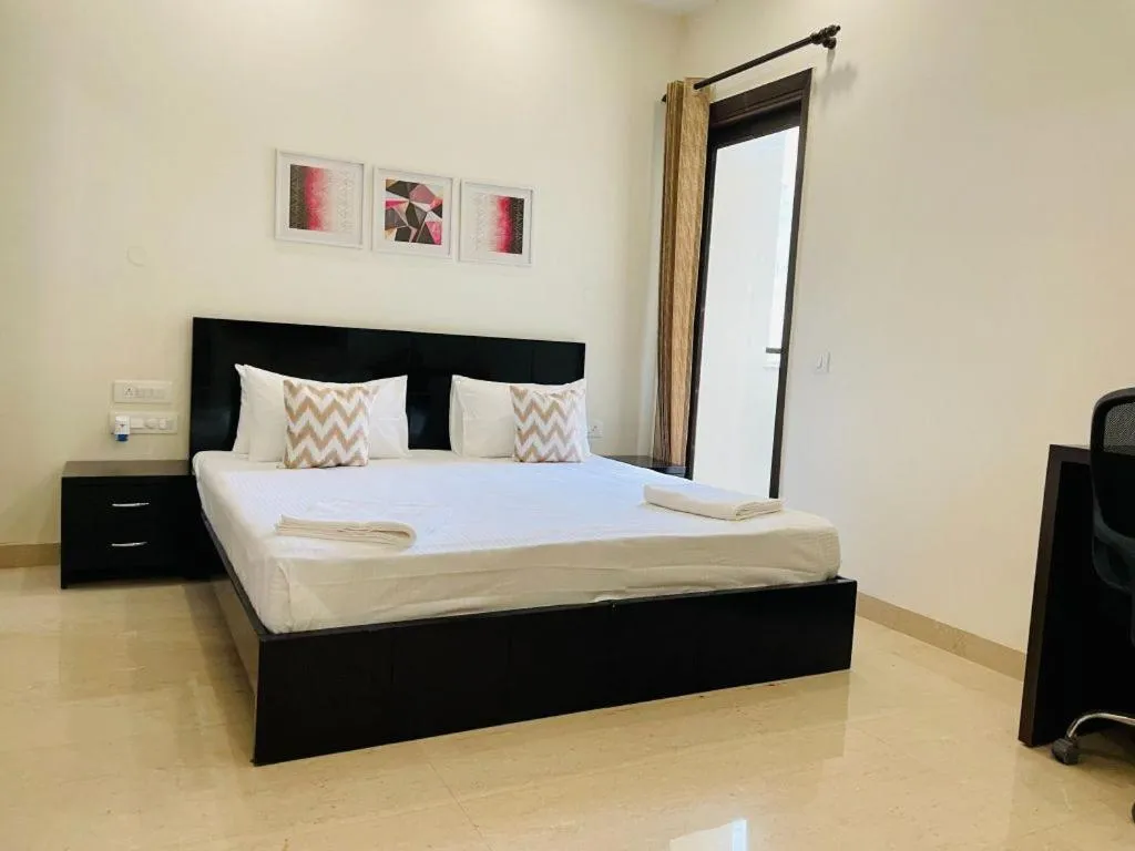 Bedroom, Bed in Olive Service Apartments - DLF Cyber City