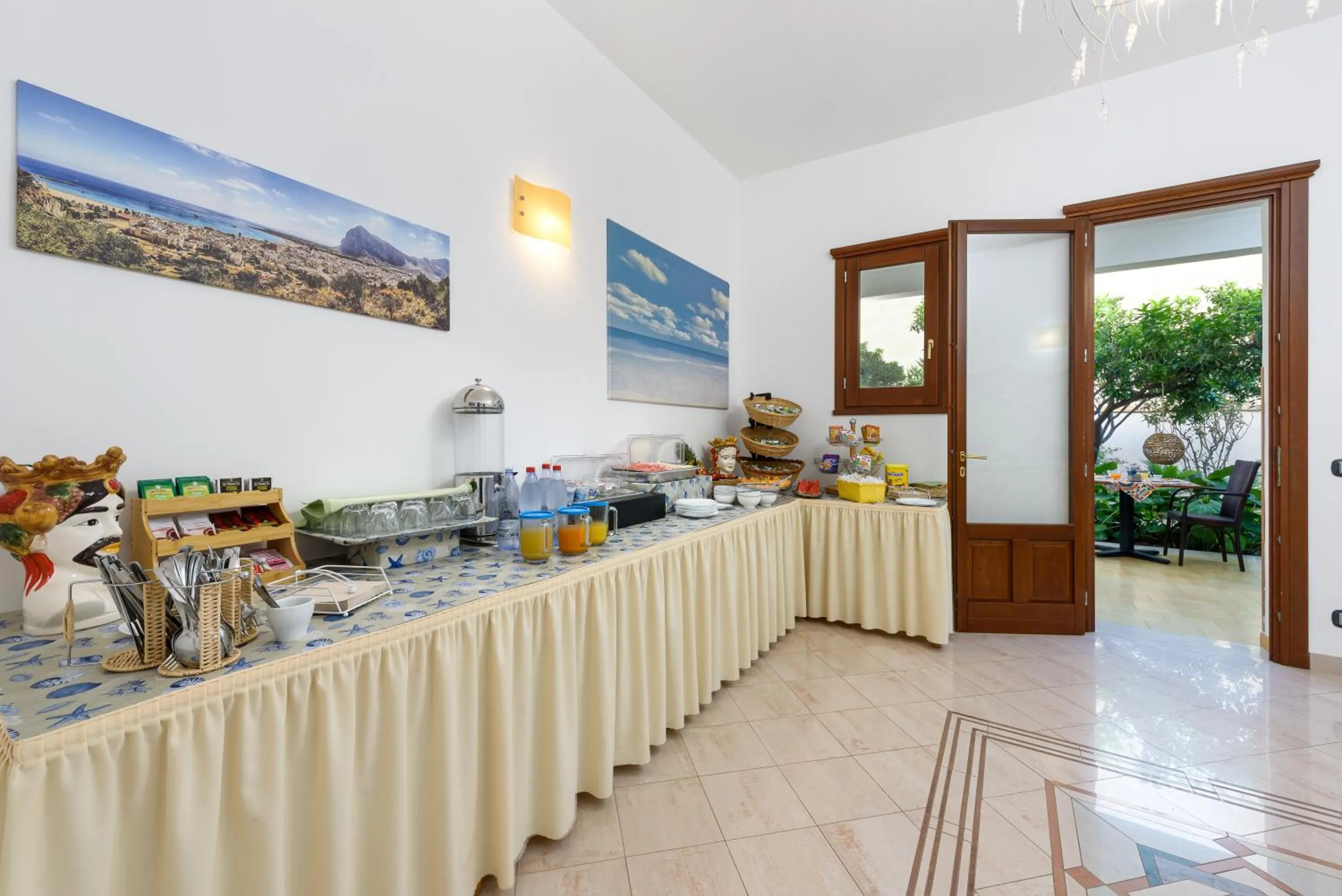 La Conchiglia sul mare Hotel