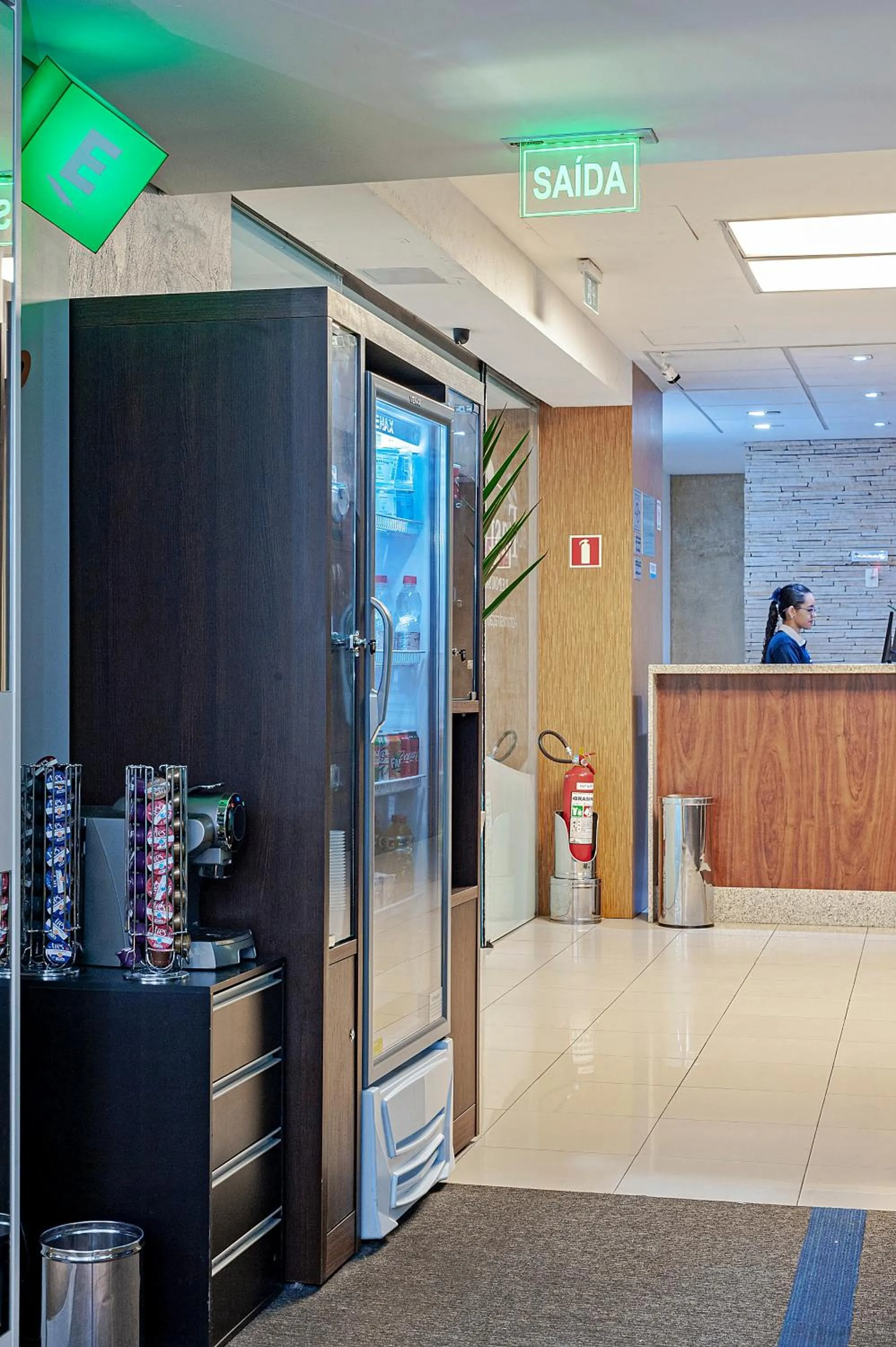 Lobby or reception in FAST SLEEP Guarulhos by Slaviero Hotéis