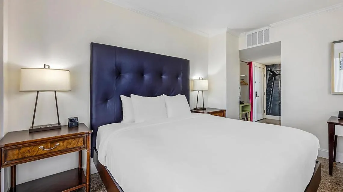 Bed in Bluegreen Downtown Nashville