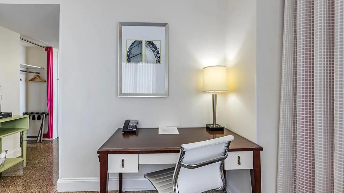 Bedroom in Bluegreen Downtown Nashville
