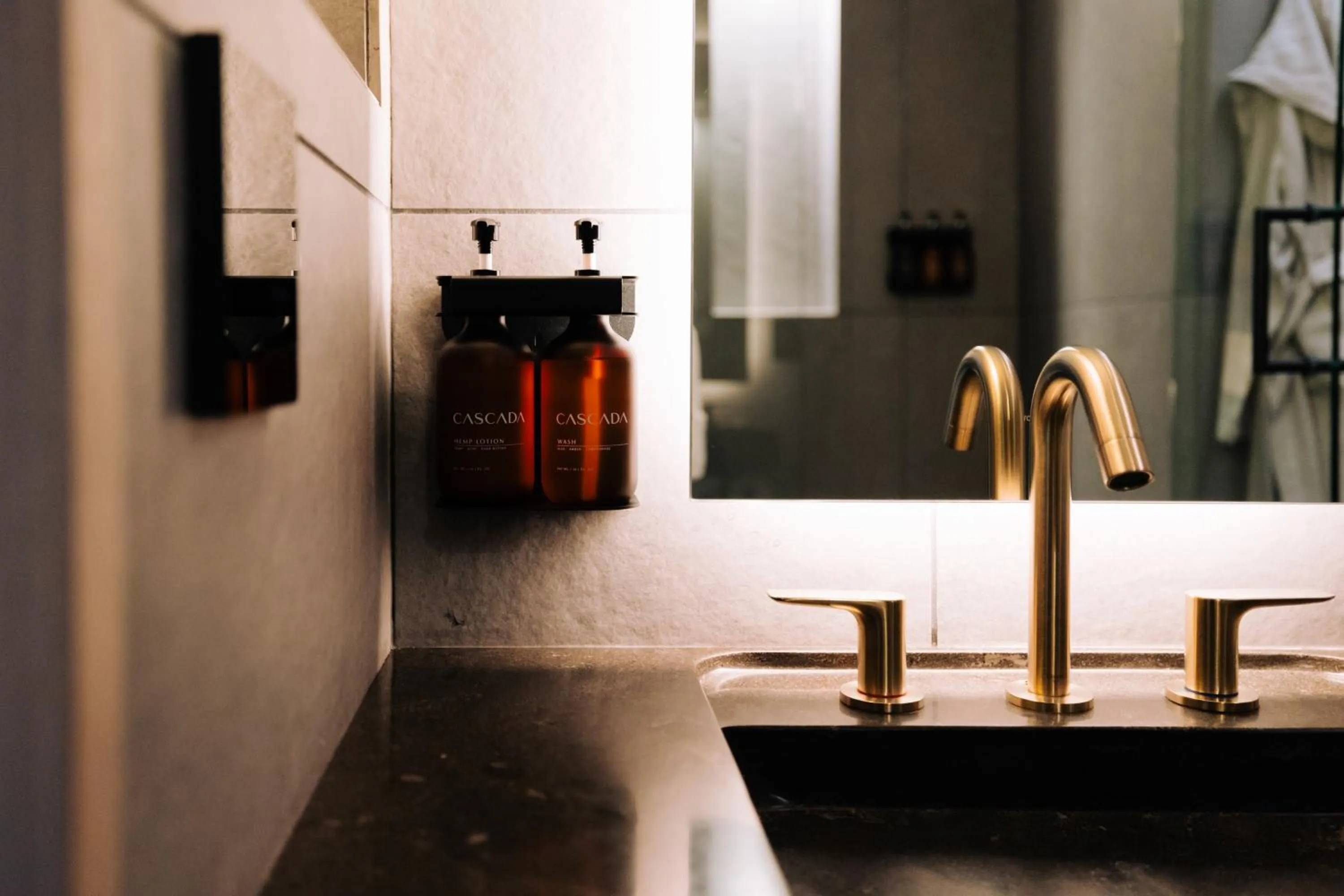 Bathroom in CASCADA Thermal Springs & Hotel