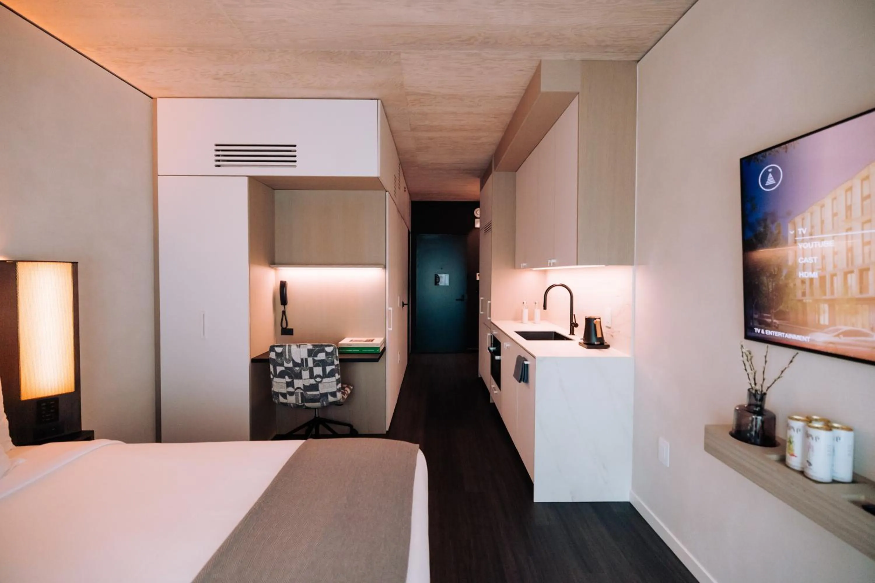 Bed in CASCADA Thermal Springs & Hotel