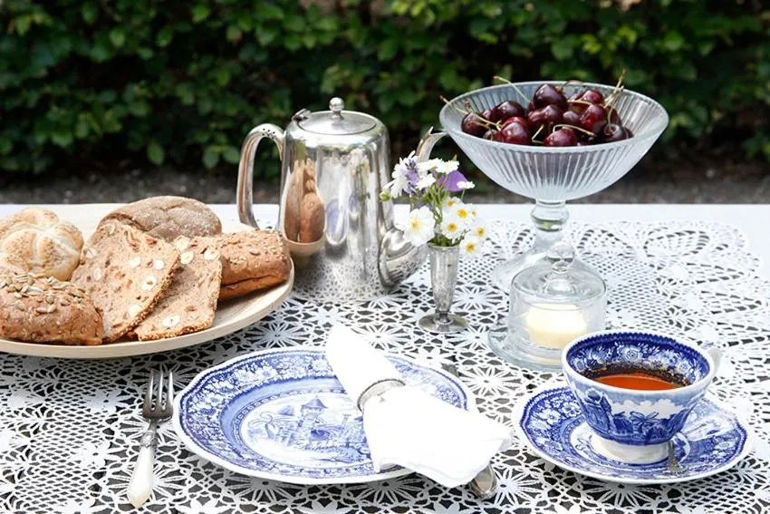 Food in Annelies'Place to B& B