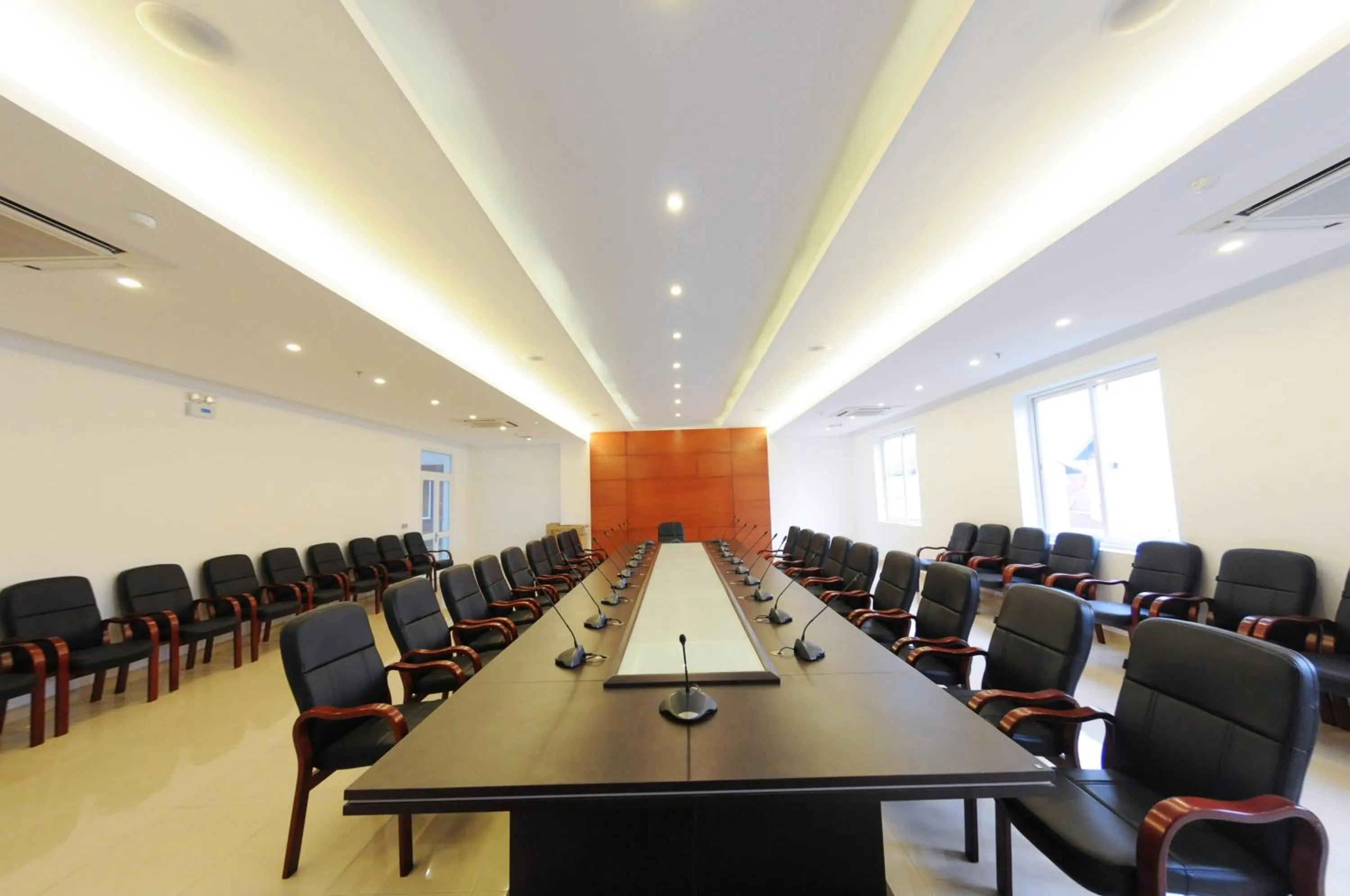 Business facilities in Khách sạn Công Đoàn Quảng Bá