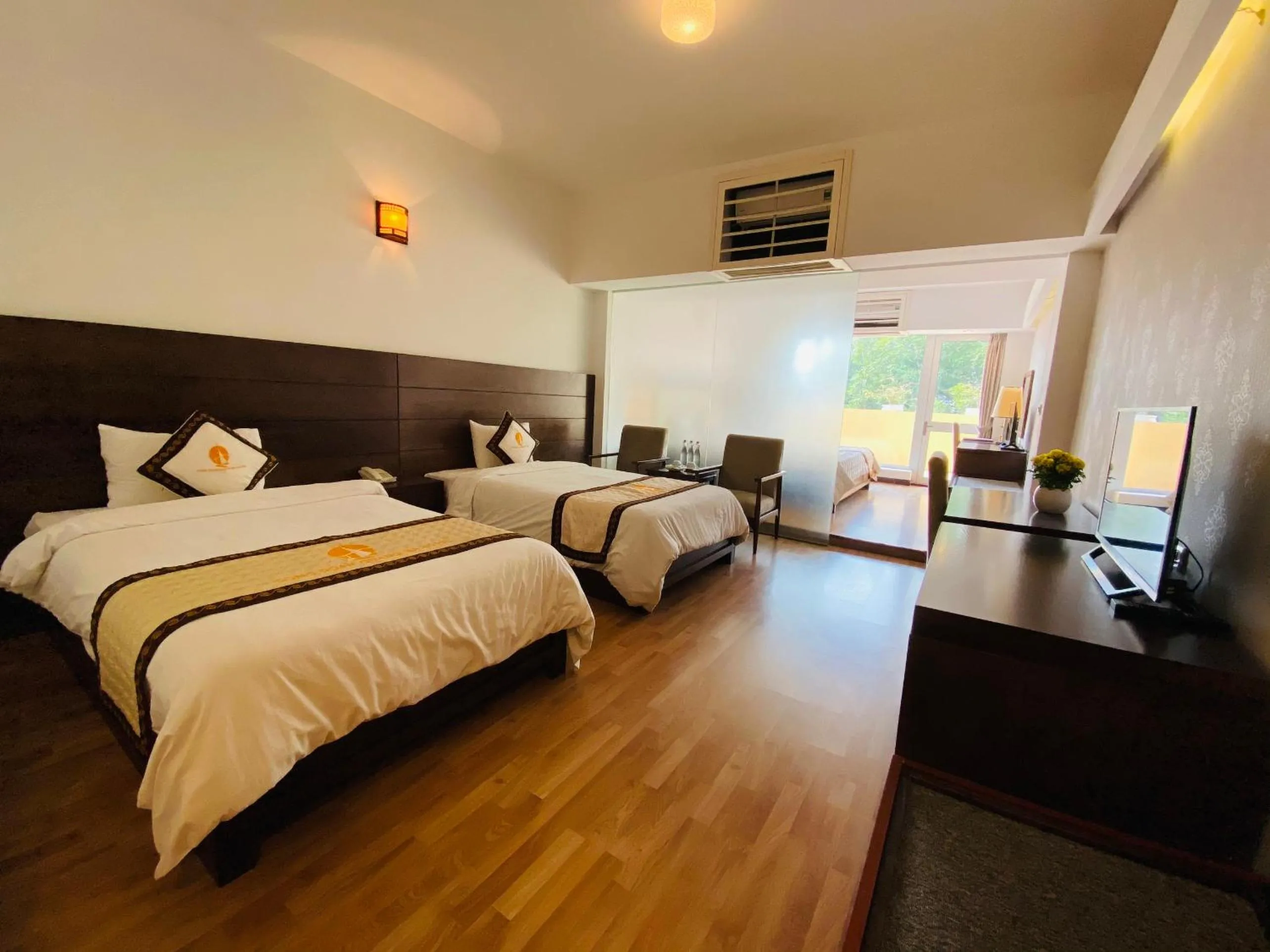 Bed in Khách sạn Công Đoàn Quảng Bá