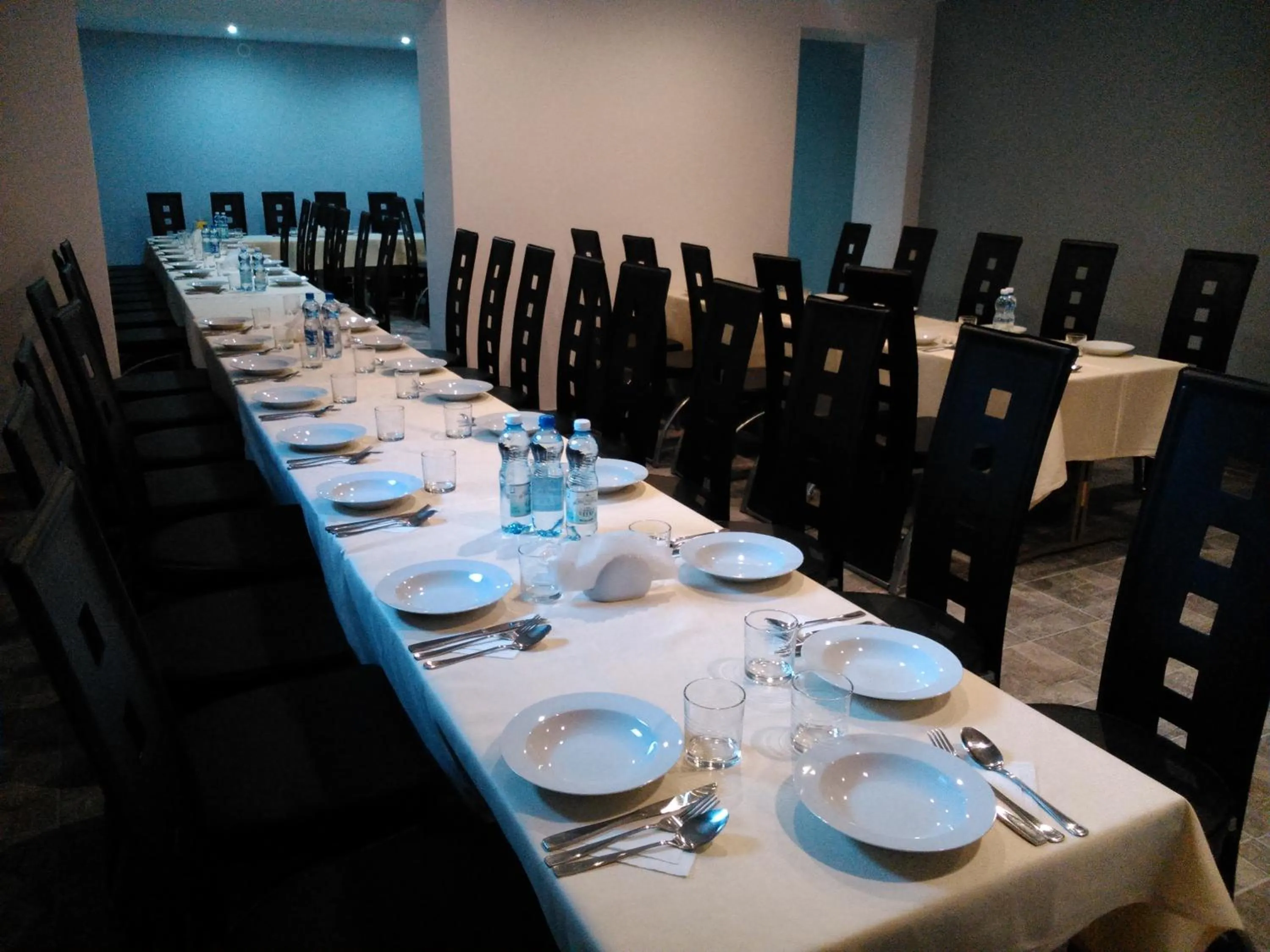 Banquet/Function facilities in Hostel Refleks