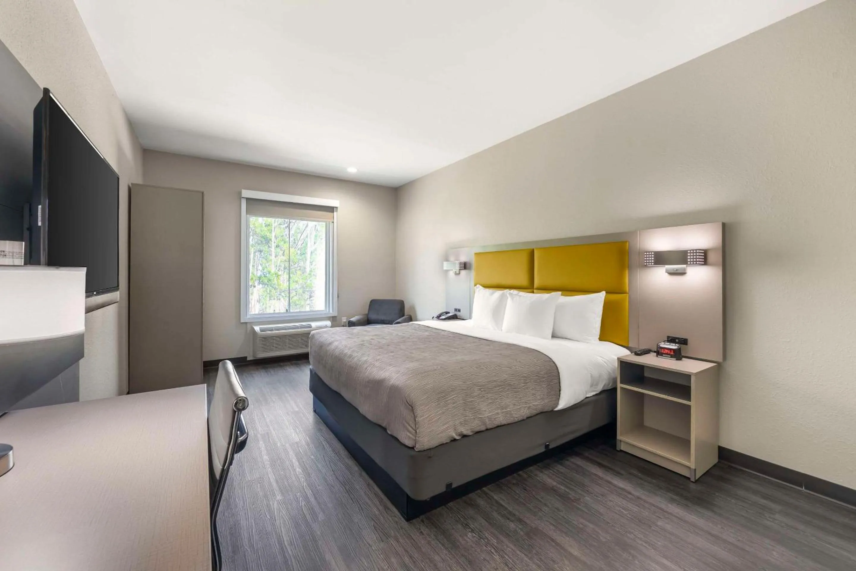 Bedroom, Bed in Quality Inn & Suites Joelton - Nashville