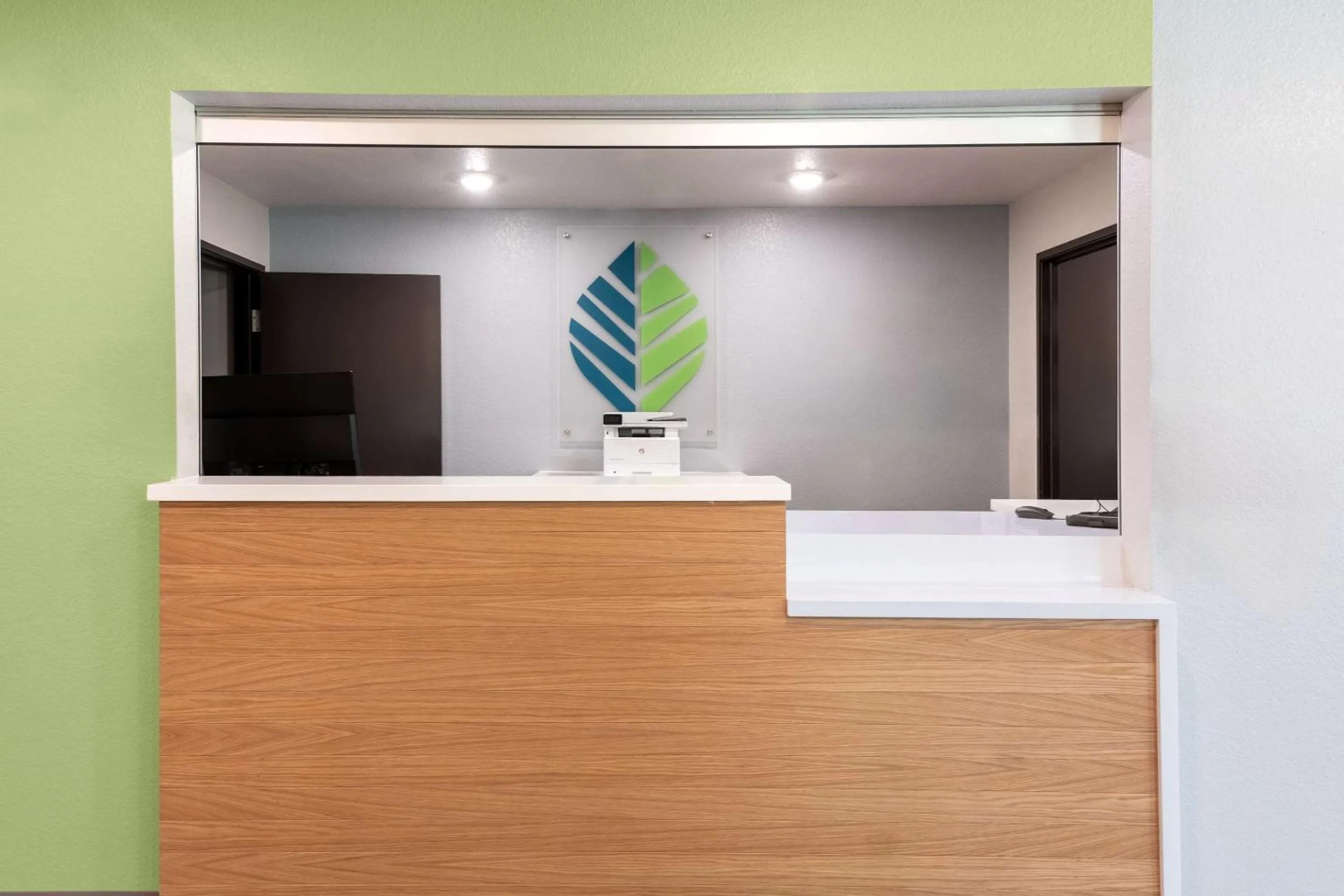 WoodSpring Suites Waco South
