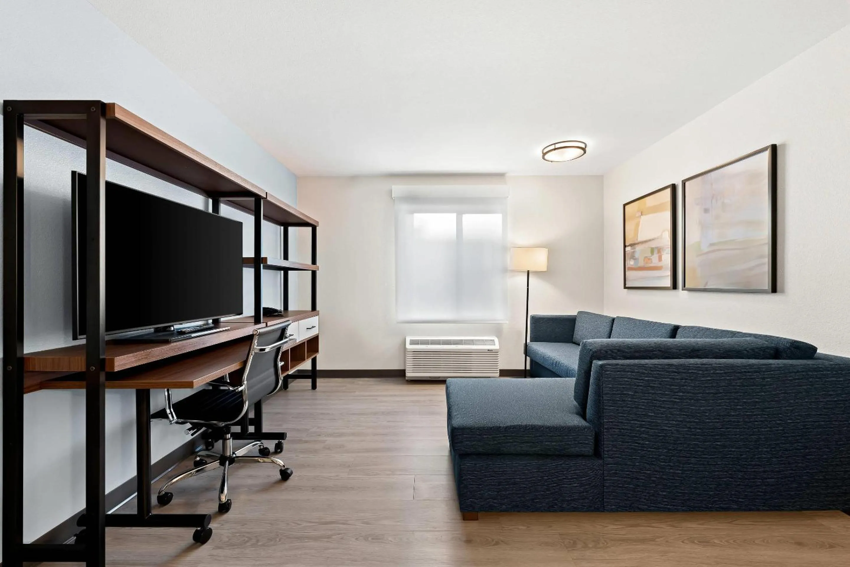 Bedroom in Everhome Suites Huntsville - Research Park