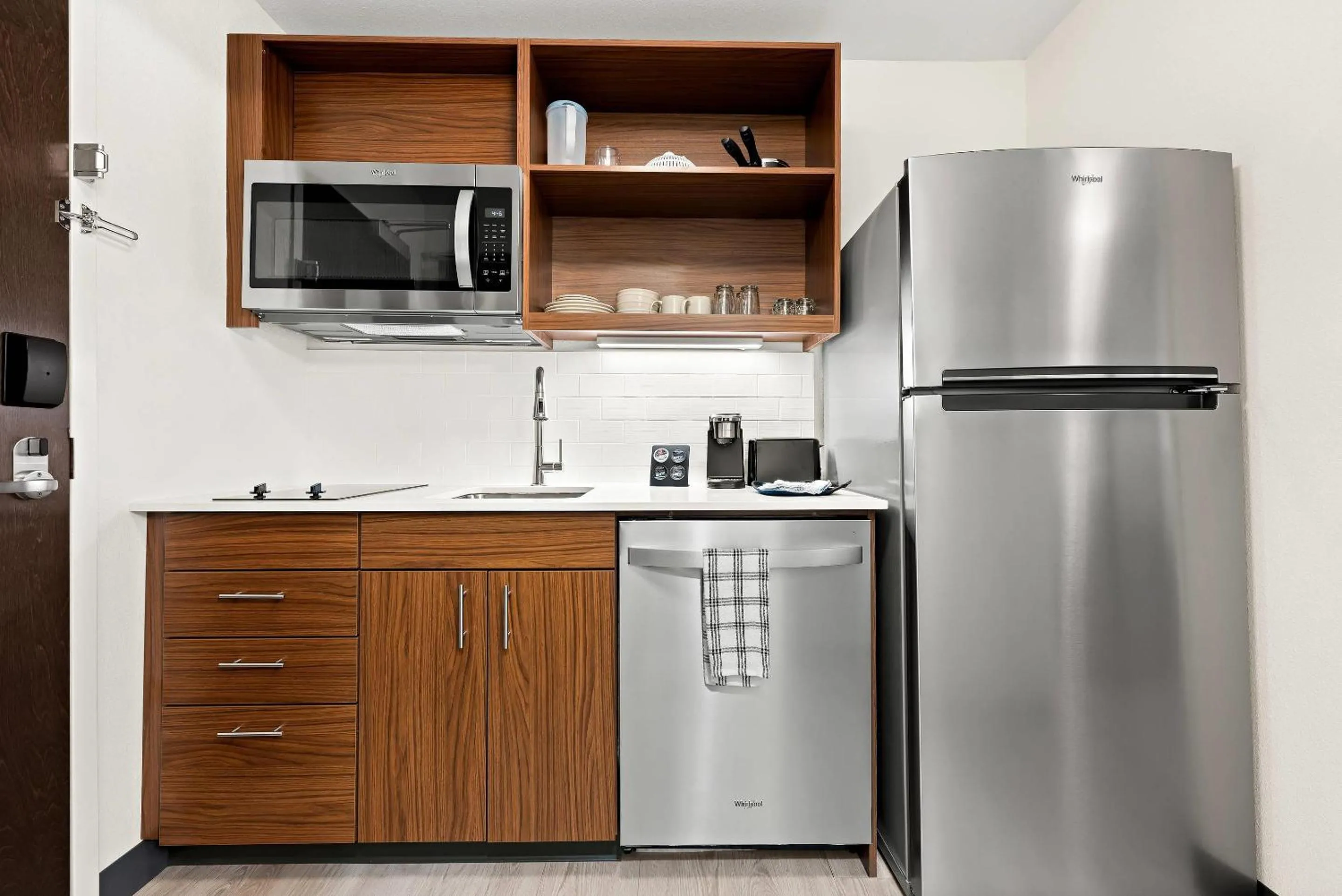 Bedroom in Everhome Suites Huntsville - Research Park