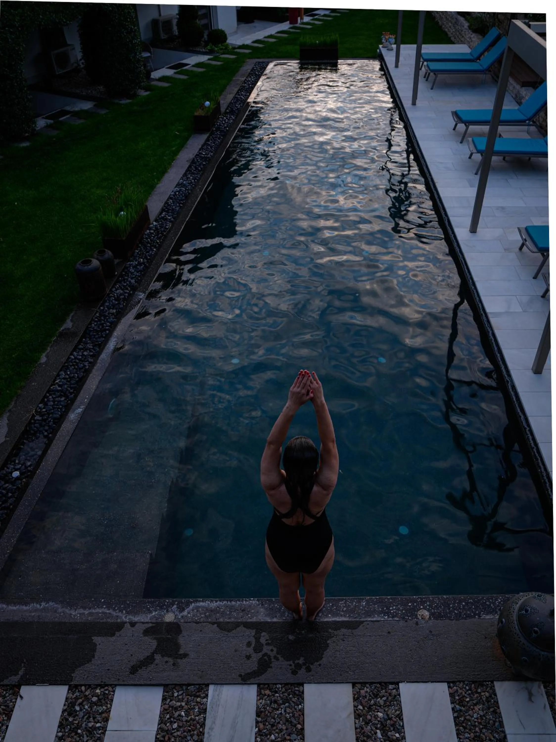 Merangardenvilla adults only