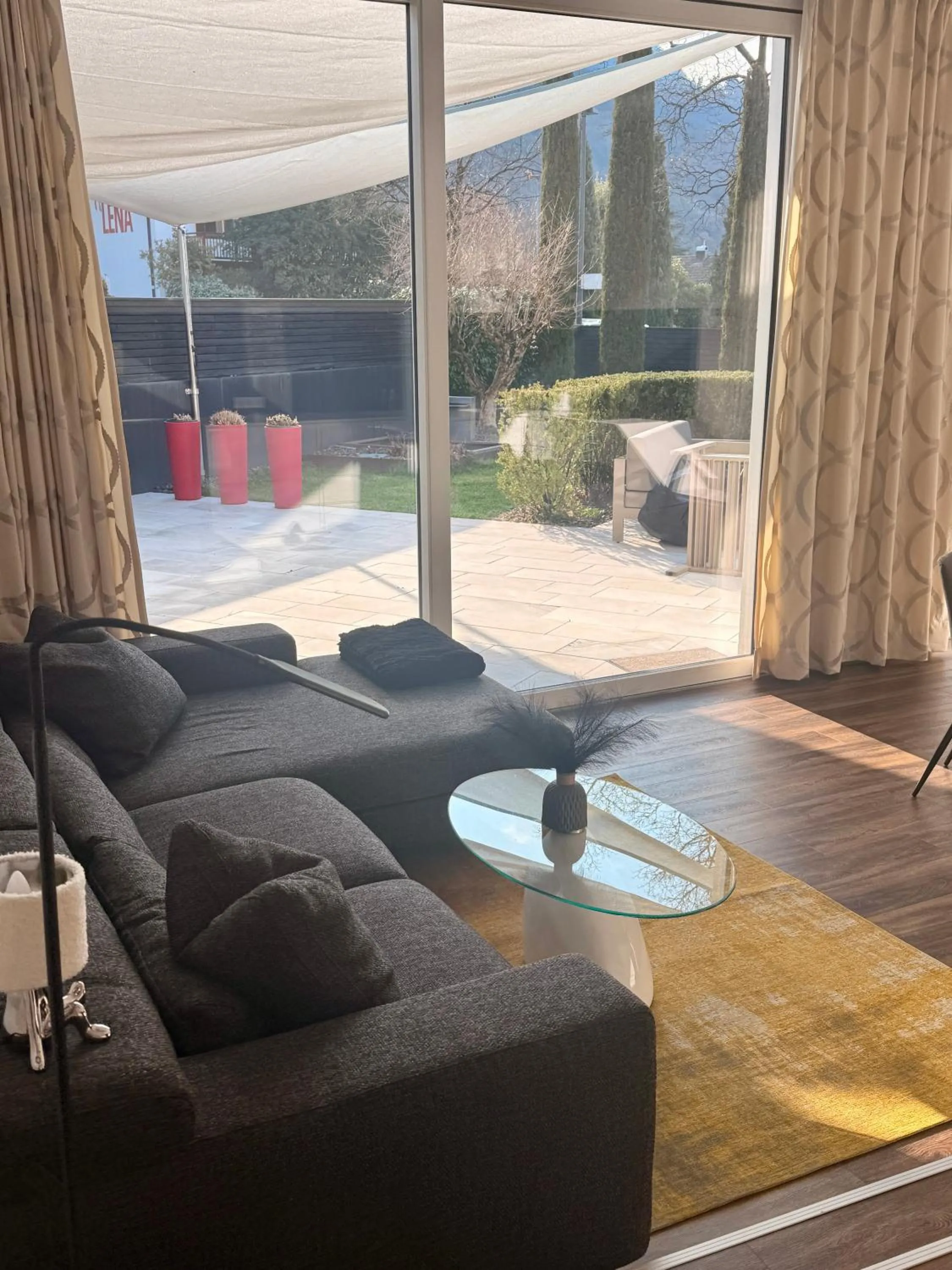 Merangardenvilla adults only