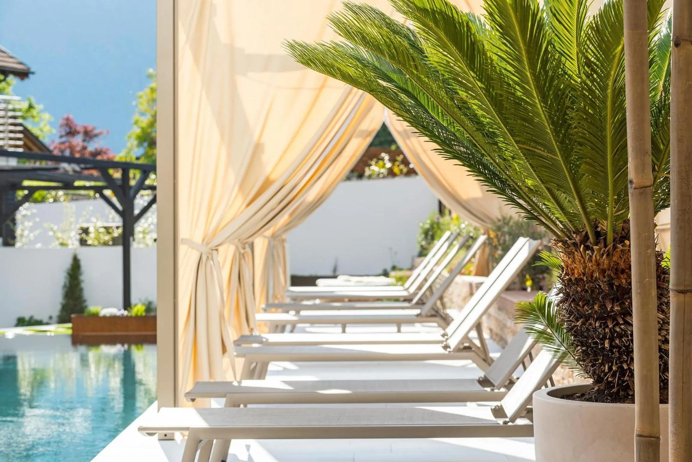 Swimming pool in Merangardenvilla adults only