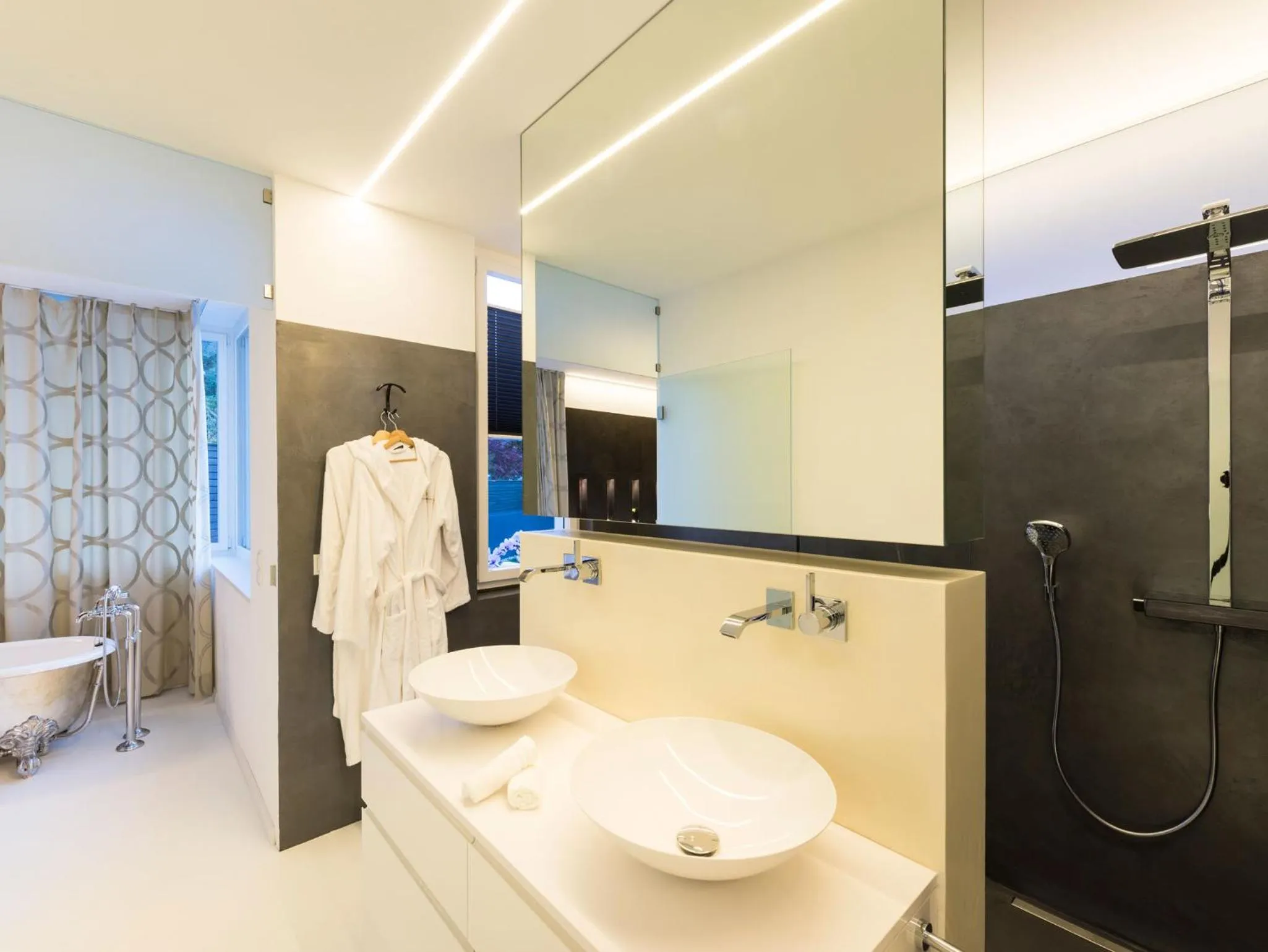 Bathroom in Merangardenvilla adults only