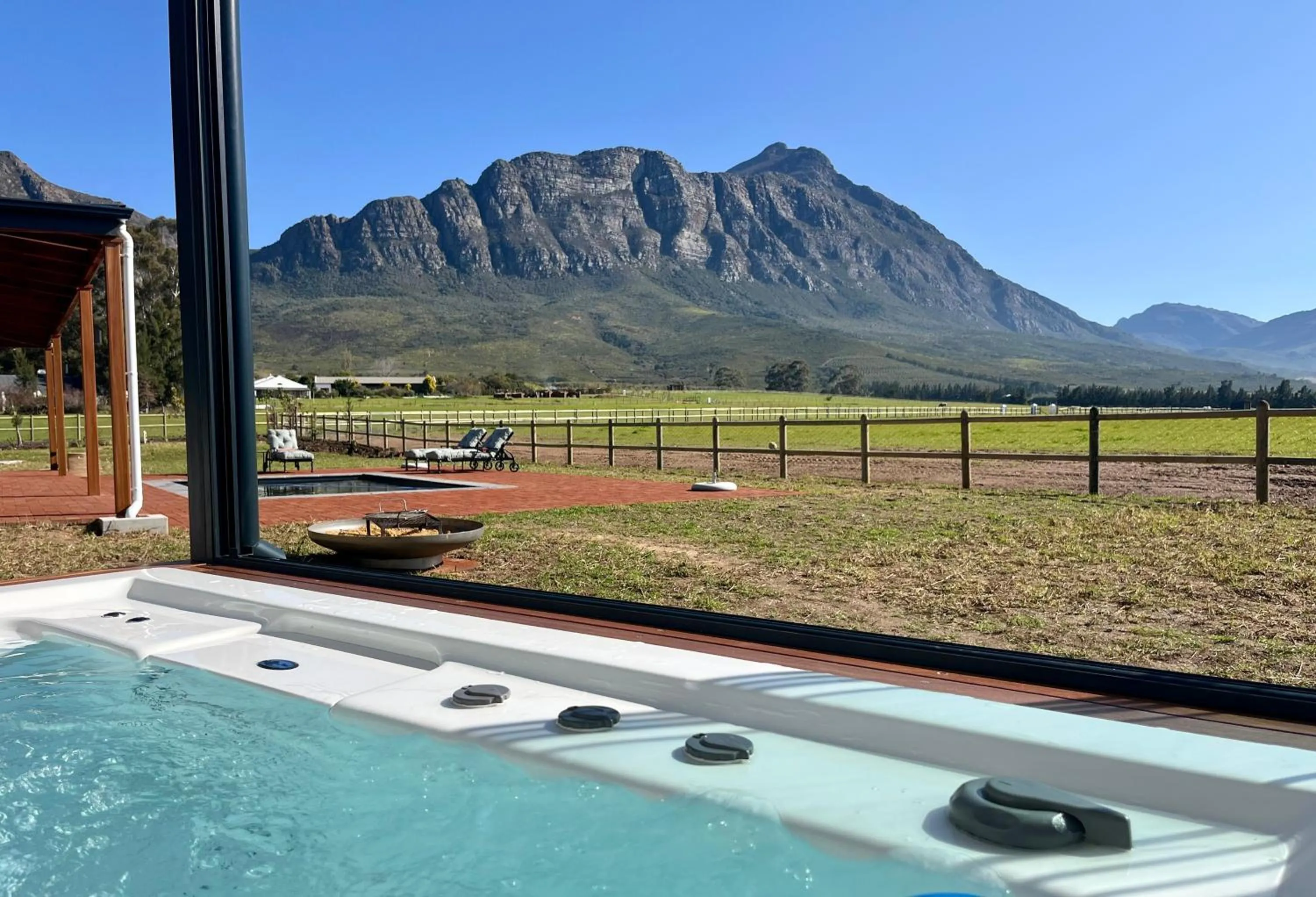 Hot Tub in Raptor Rise Farm