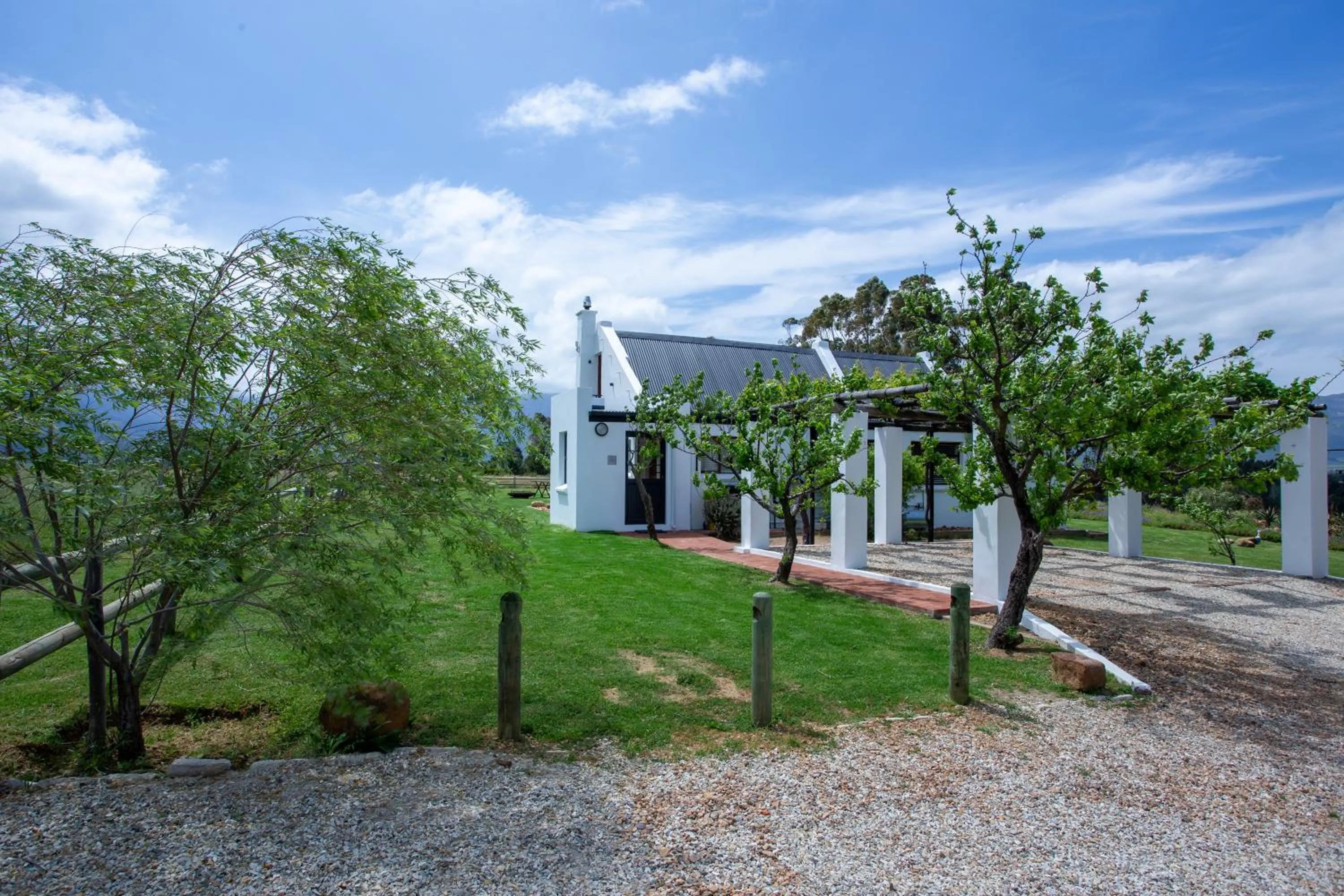 Property building in Raptor Rise Farm