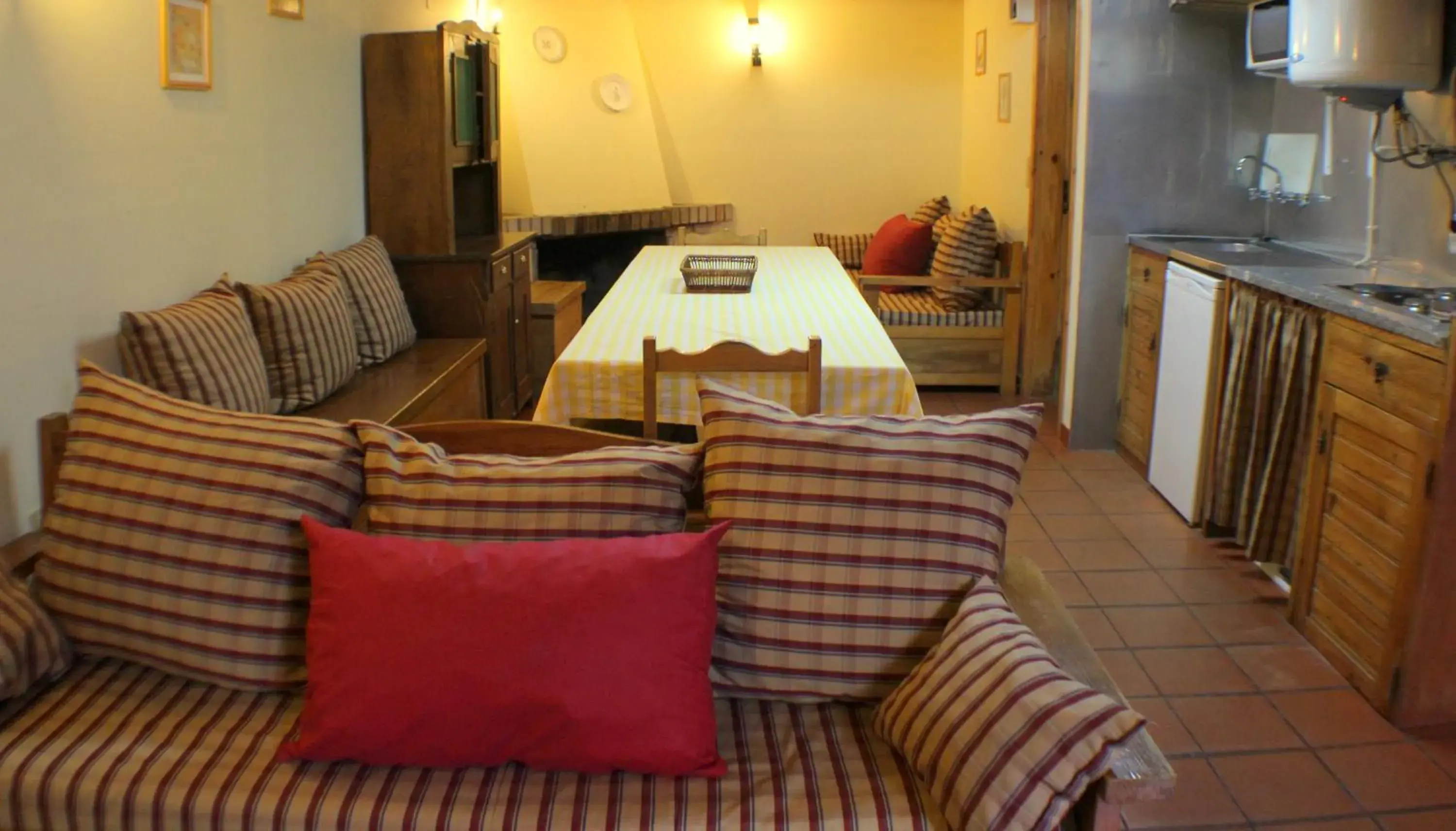 Superior Three-Bedroom House in Casas do Cruzeiro Superior Three-Bedroom House in Casas do Cruzeiro