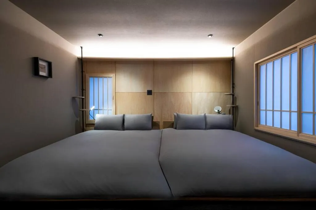 Bed in THE CELESTIAL