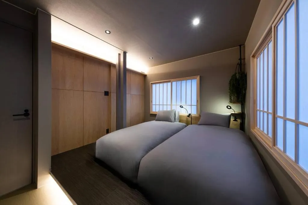 Bed in THE CELESTIAL