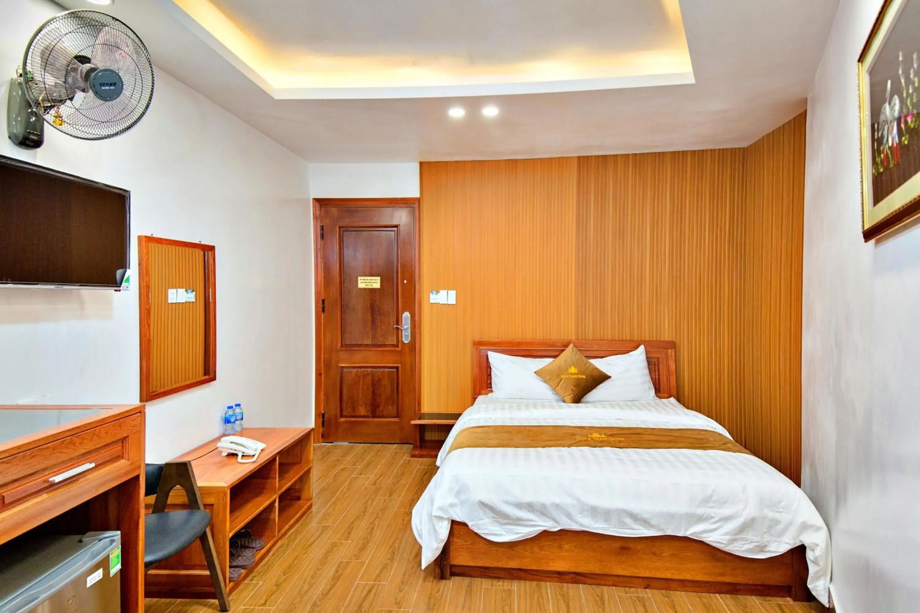 Bed in S79 Pho Hoa Hotel Bed in S79 Pho Hoa Hotel