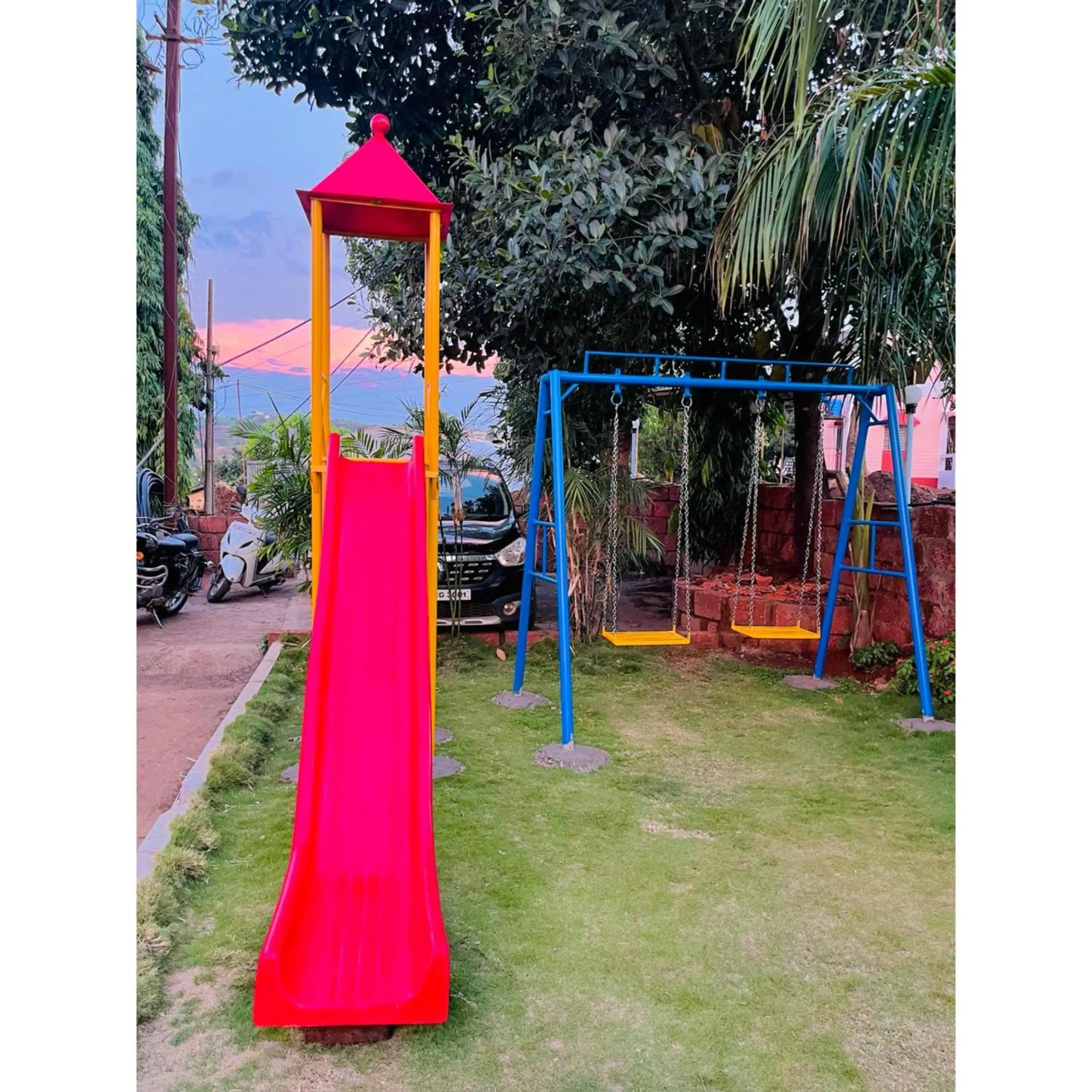 Children play ground in Strawberry County