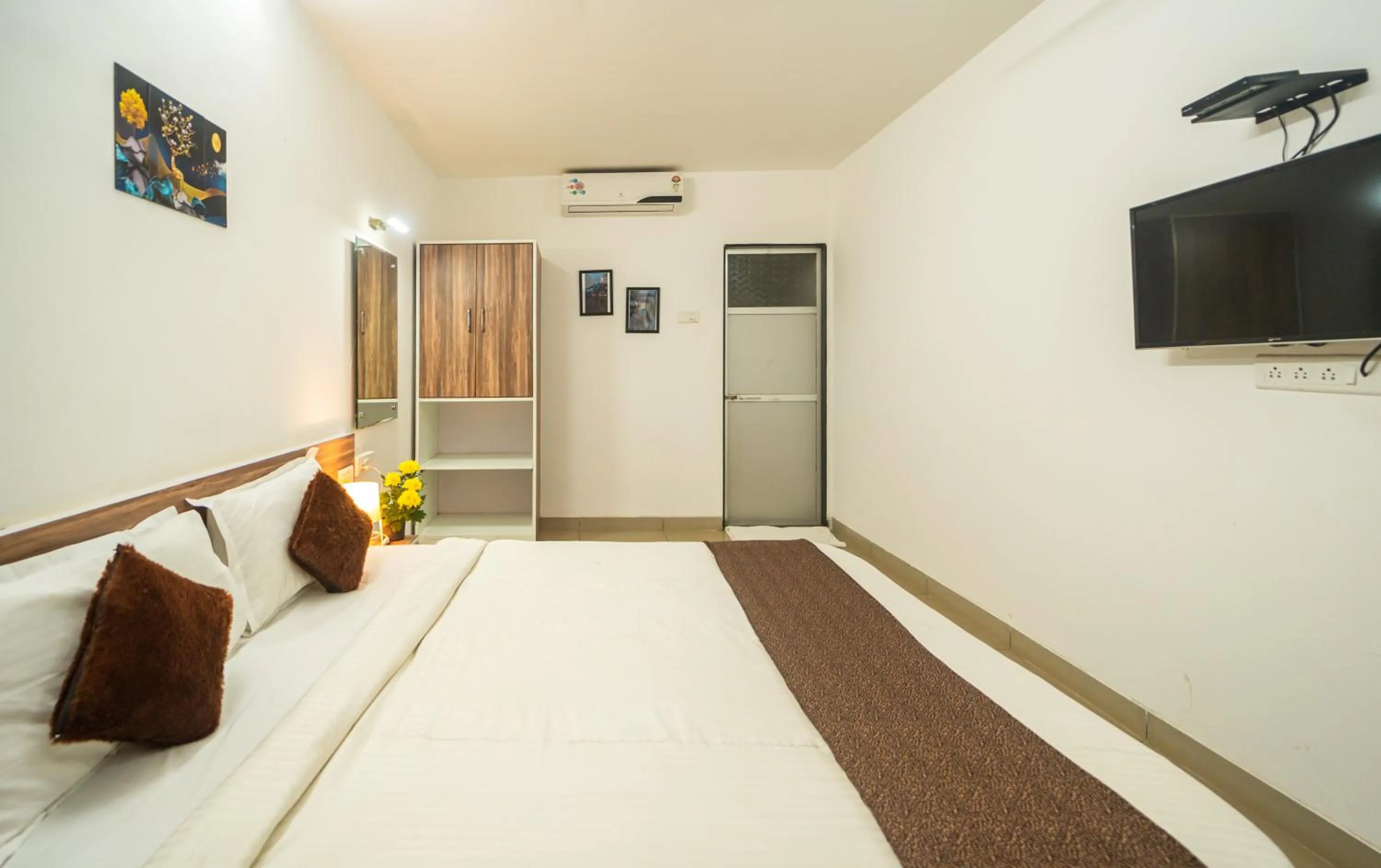 Bed in Strawberry County