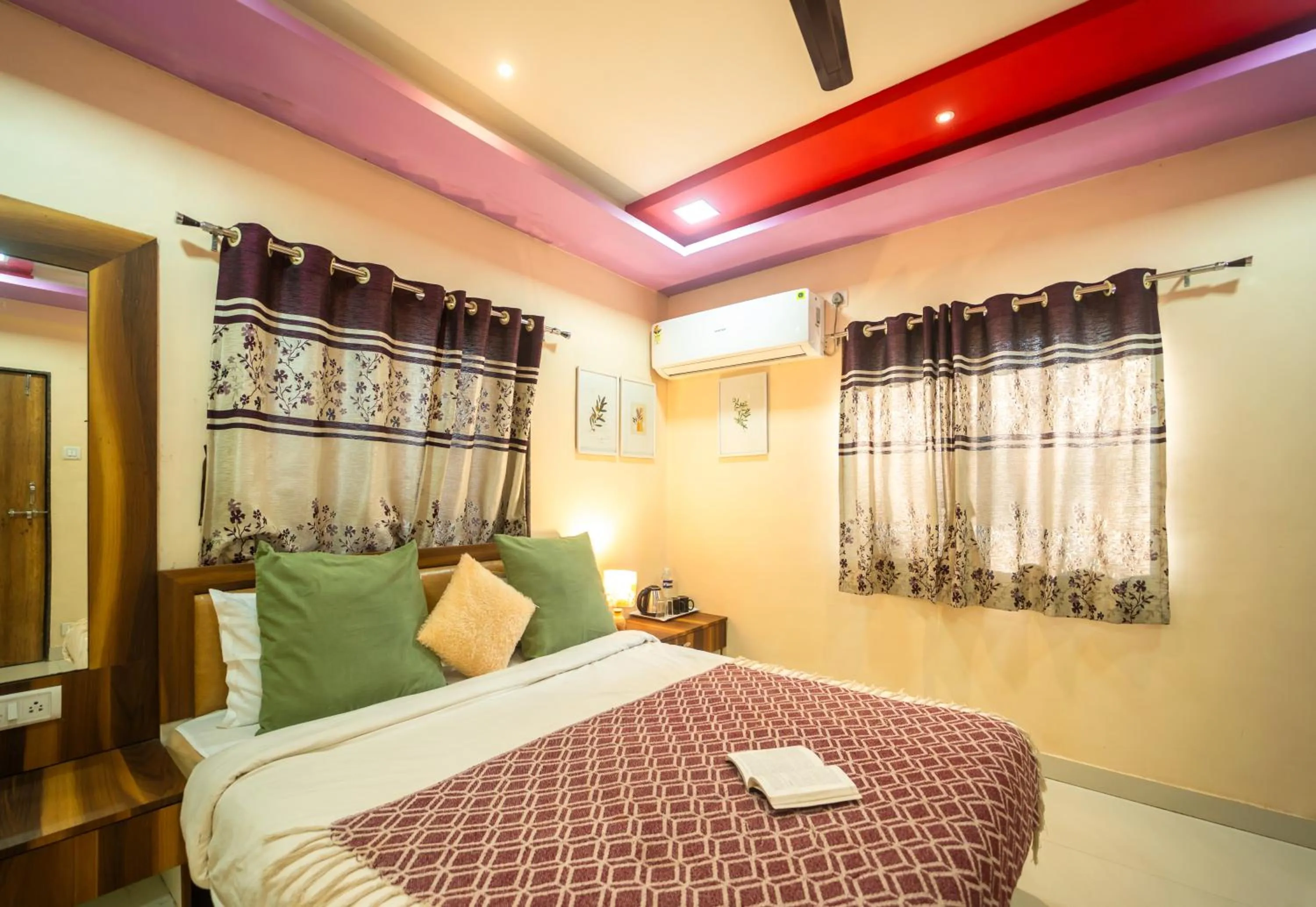 Bed in Strawberry County