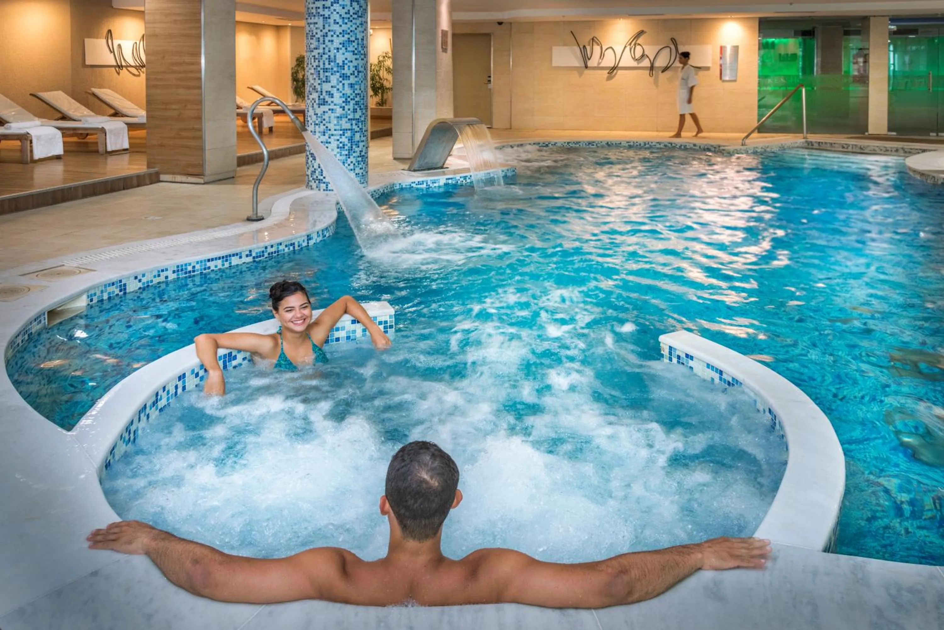 Hot Tub in Serhs Natal Grand Hotel & Resort