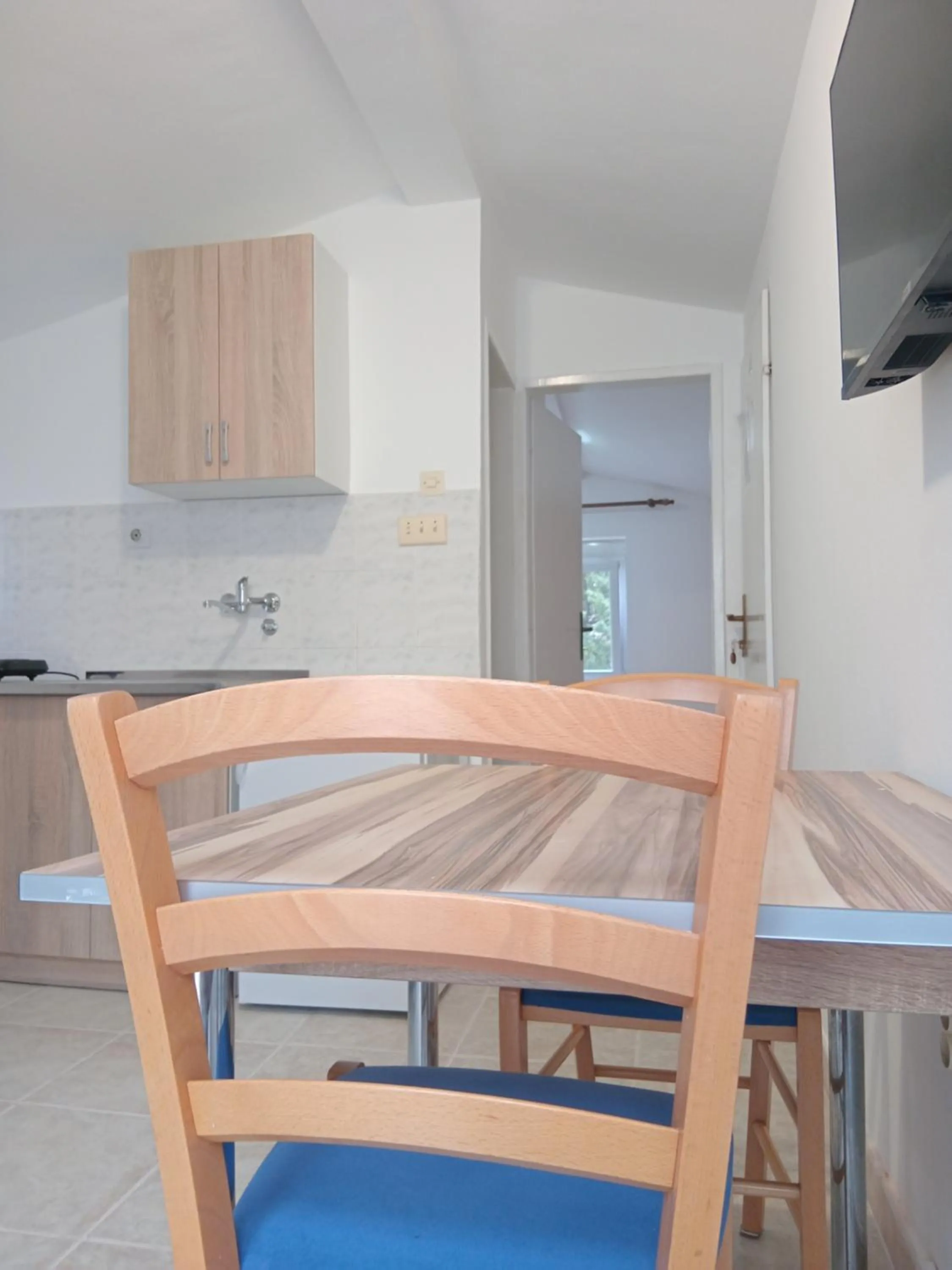 Dining area in Apartments and Room MV