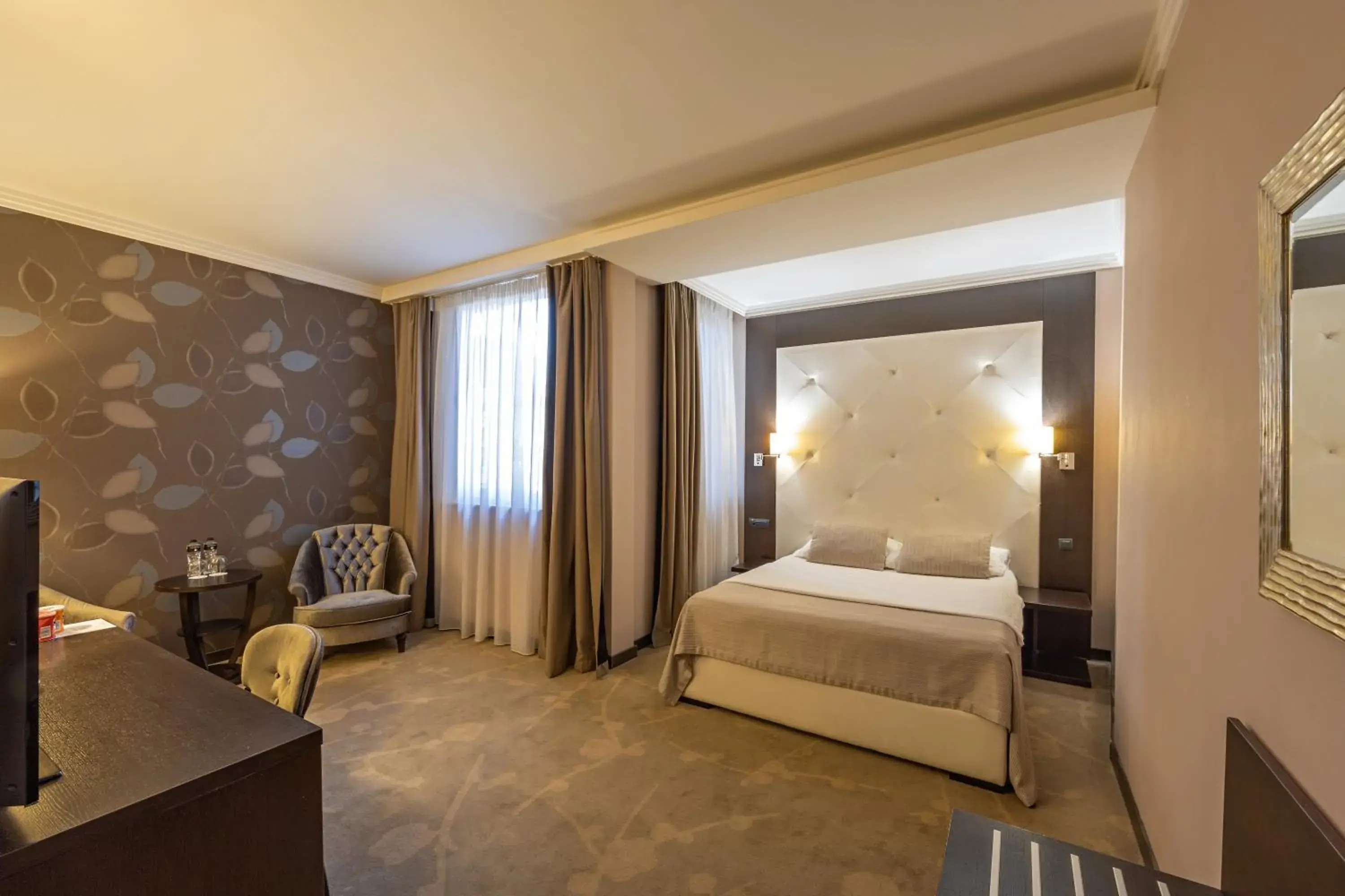 Photo of the whole room, Bed in Hotel Constantine the Great Photo of the whole room, Bed in Hotel Constantine the Great