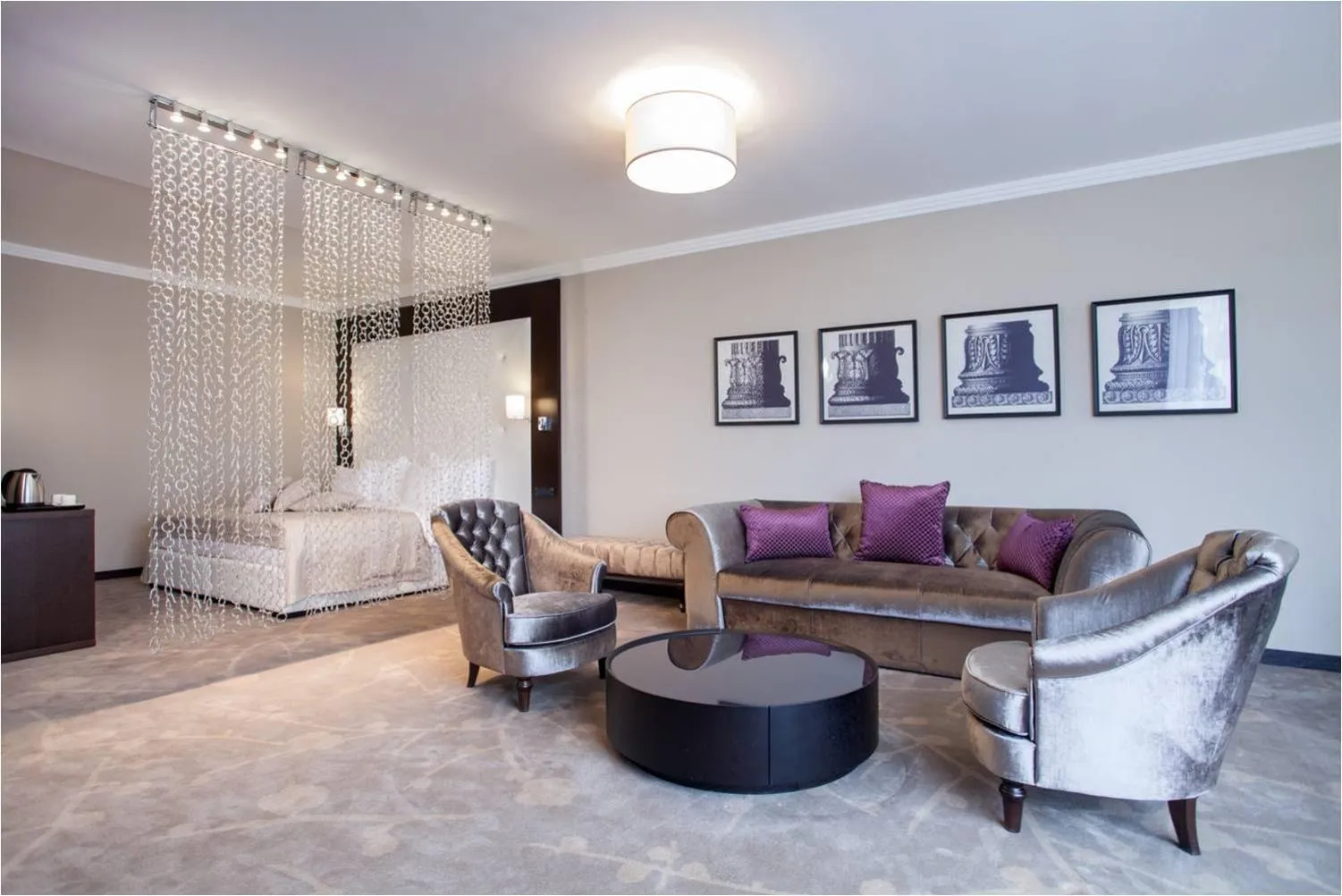 Bed in Hotel Constantine the Great